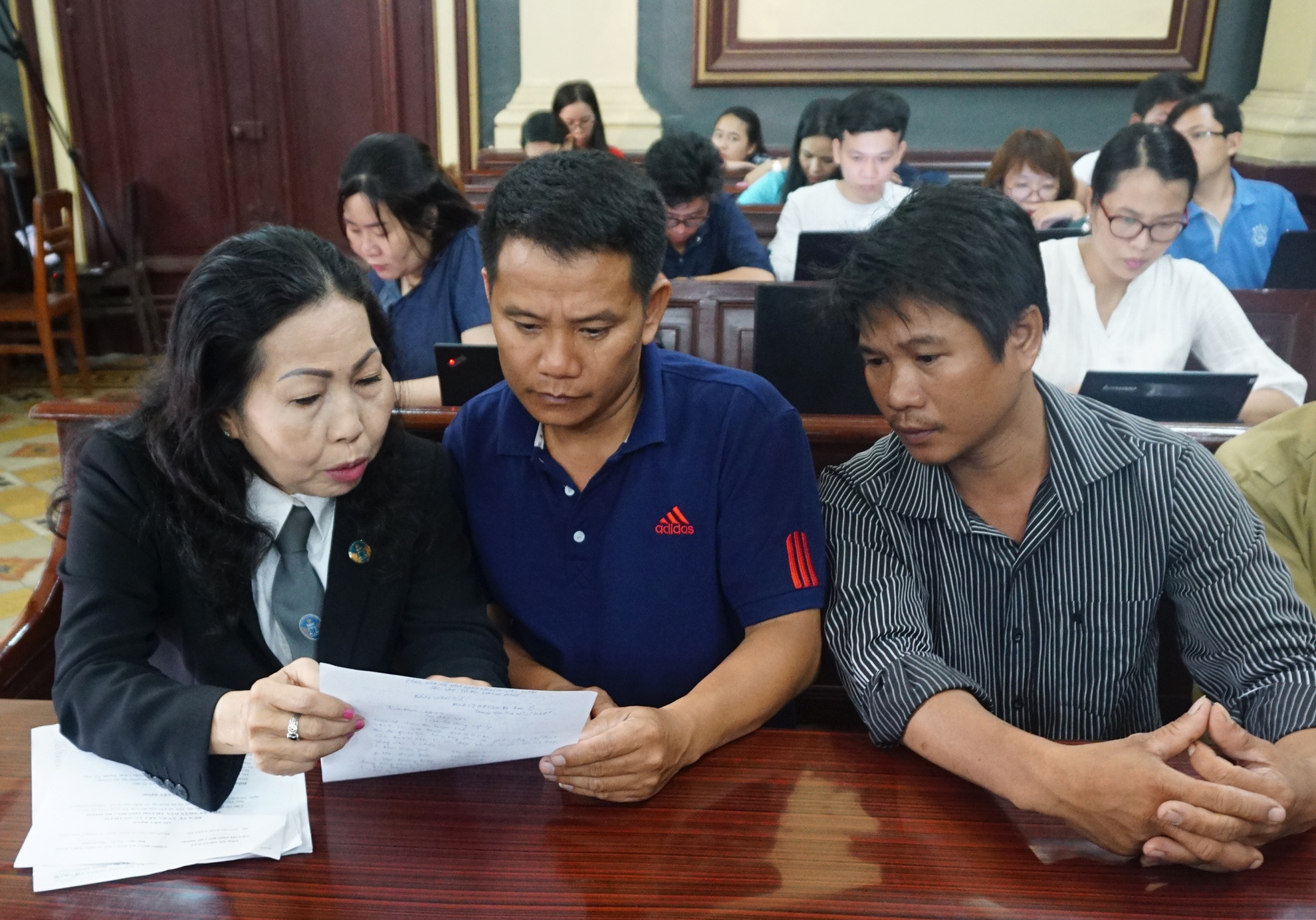 nghi can giet 5 nguoi anh 9