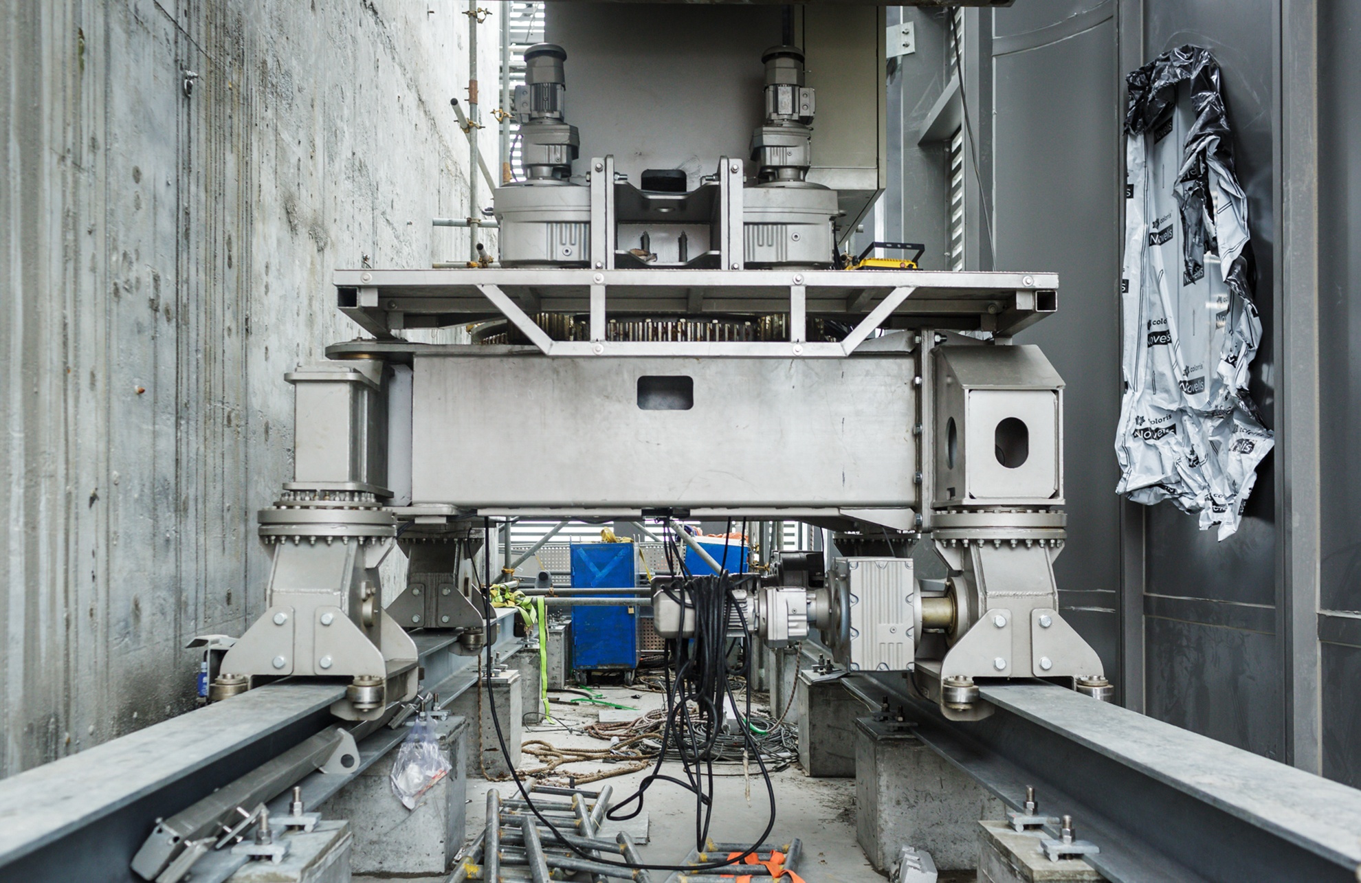 cảnh thi công trên đỉnh tòa nhà cao nhất Việt Nam ảnh 12 canh thi cong tren dinh toa nha cao nhat Viet Nam anh 12