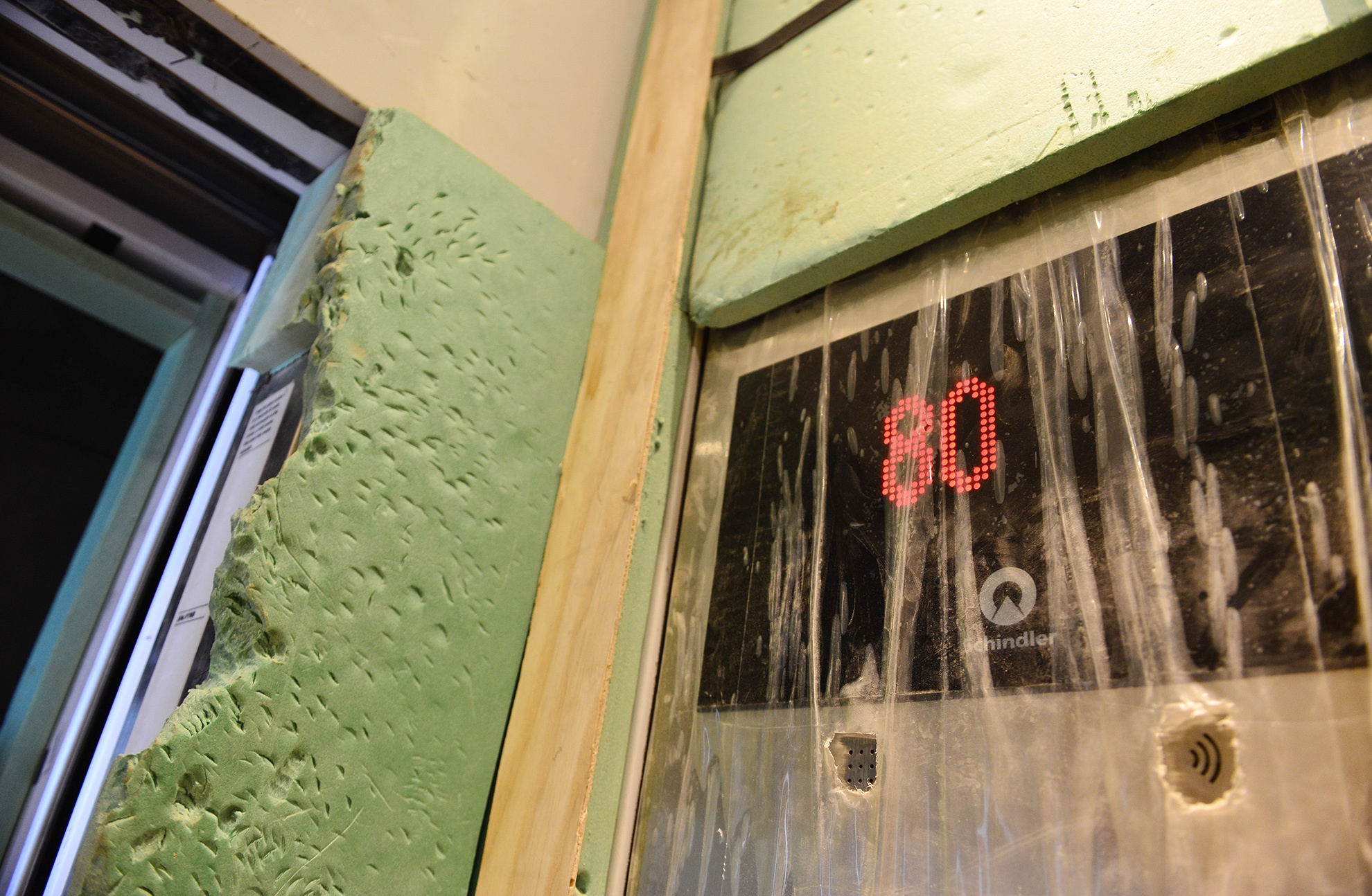 canh thi cong tren dinh toa nha cao nhat Viet Nam anh 3