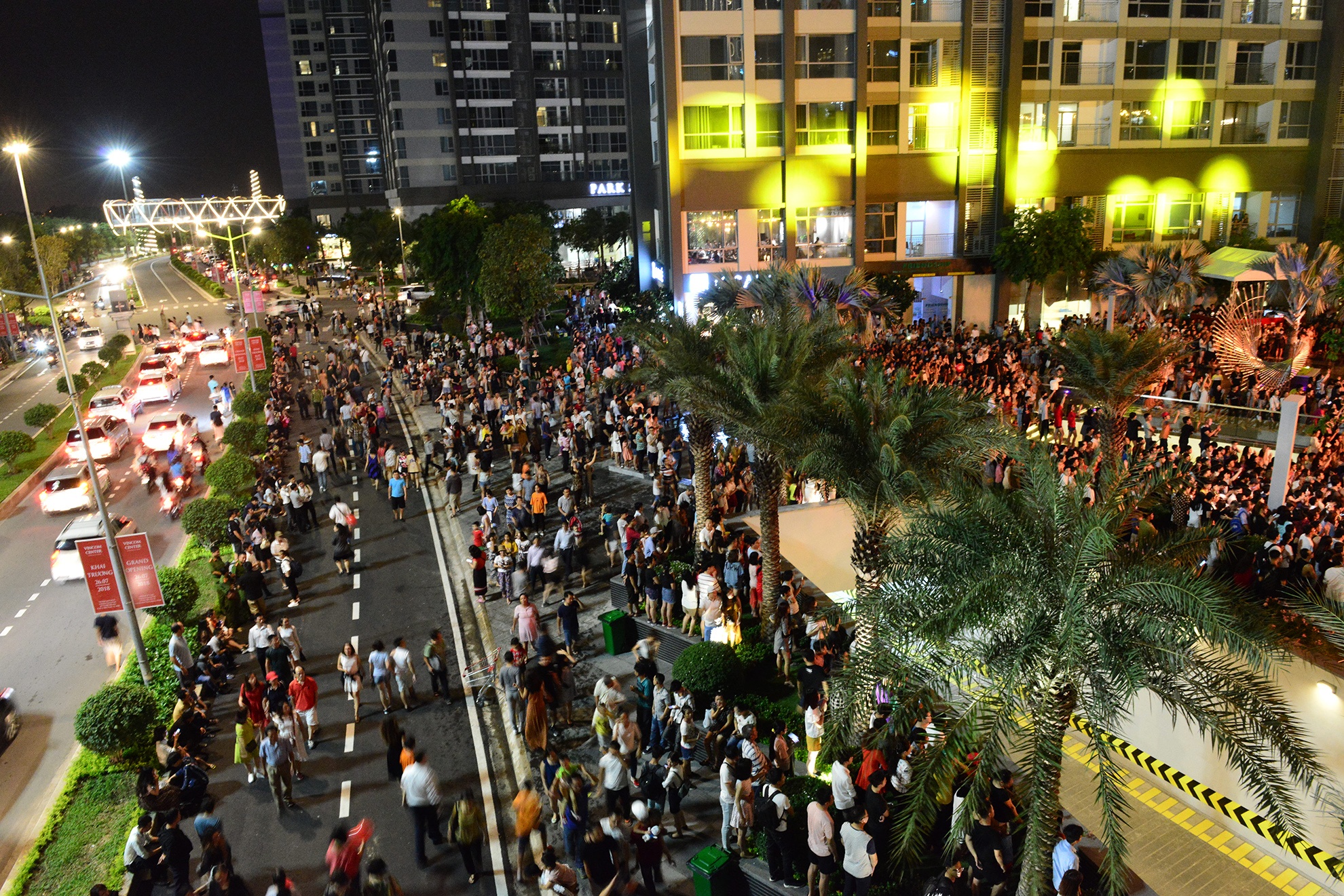 ban phao hoa o toa nha cao nhat Viet Nam anh 4