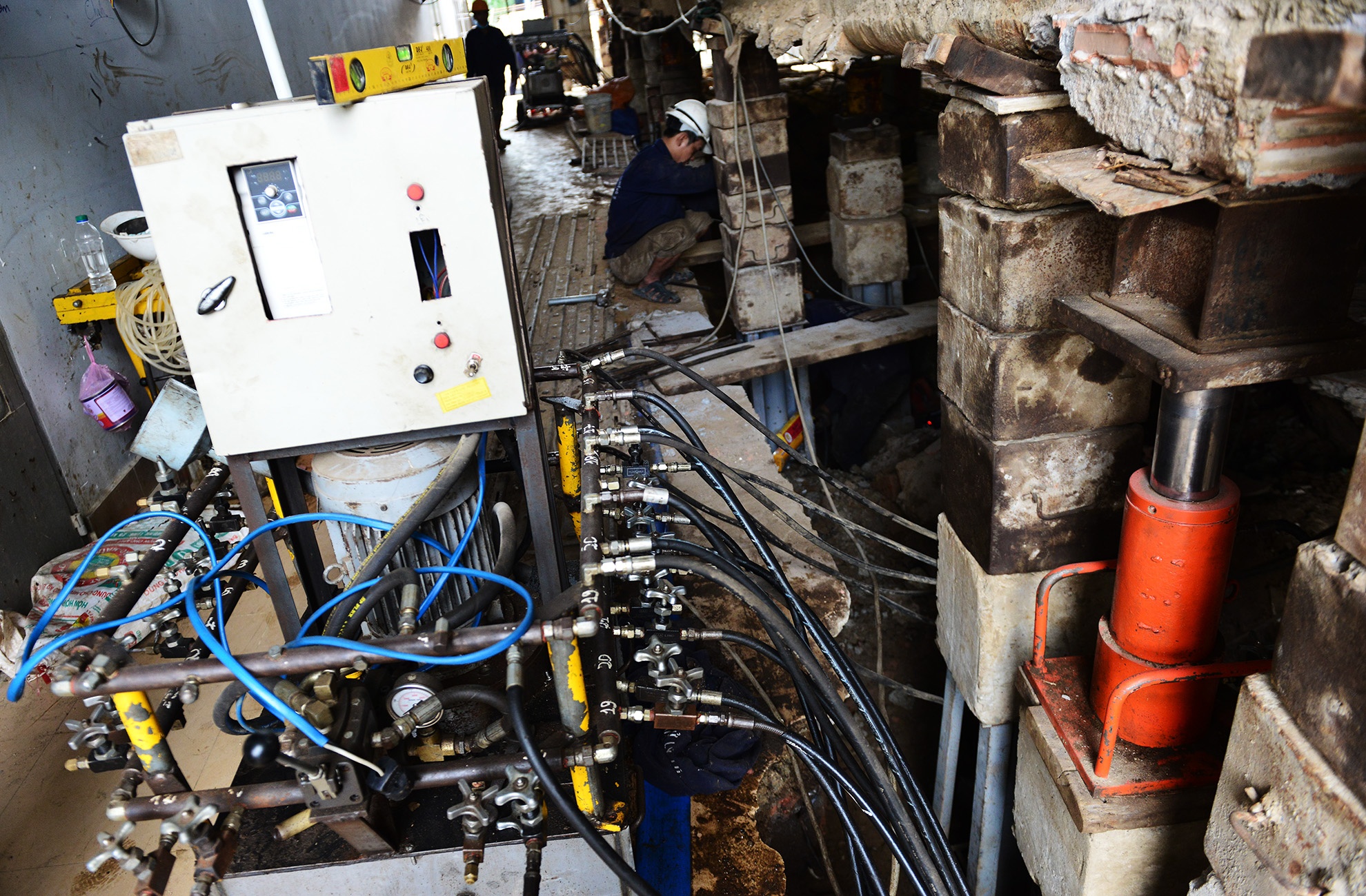 Than den nang nha tho nang 5.500 tan anh 5