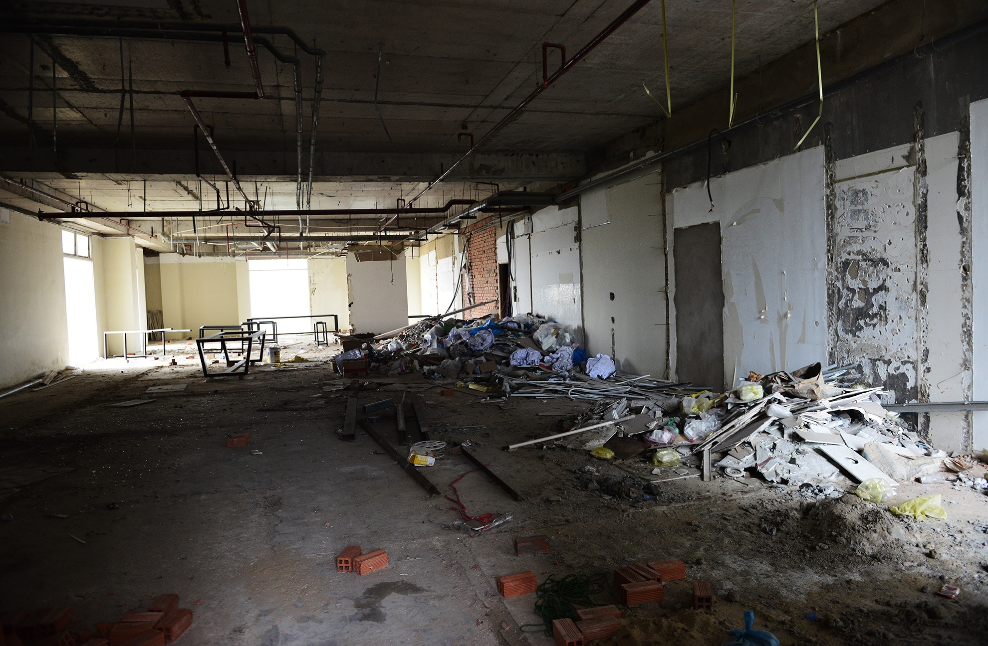 Chung cu Carina gan 5 thang sau vu chay kinh hoang anh 19