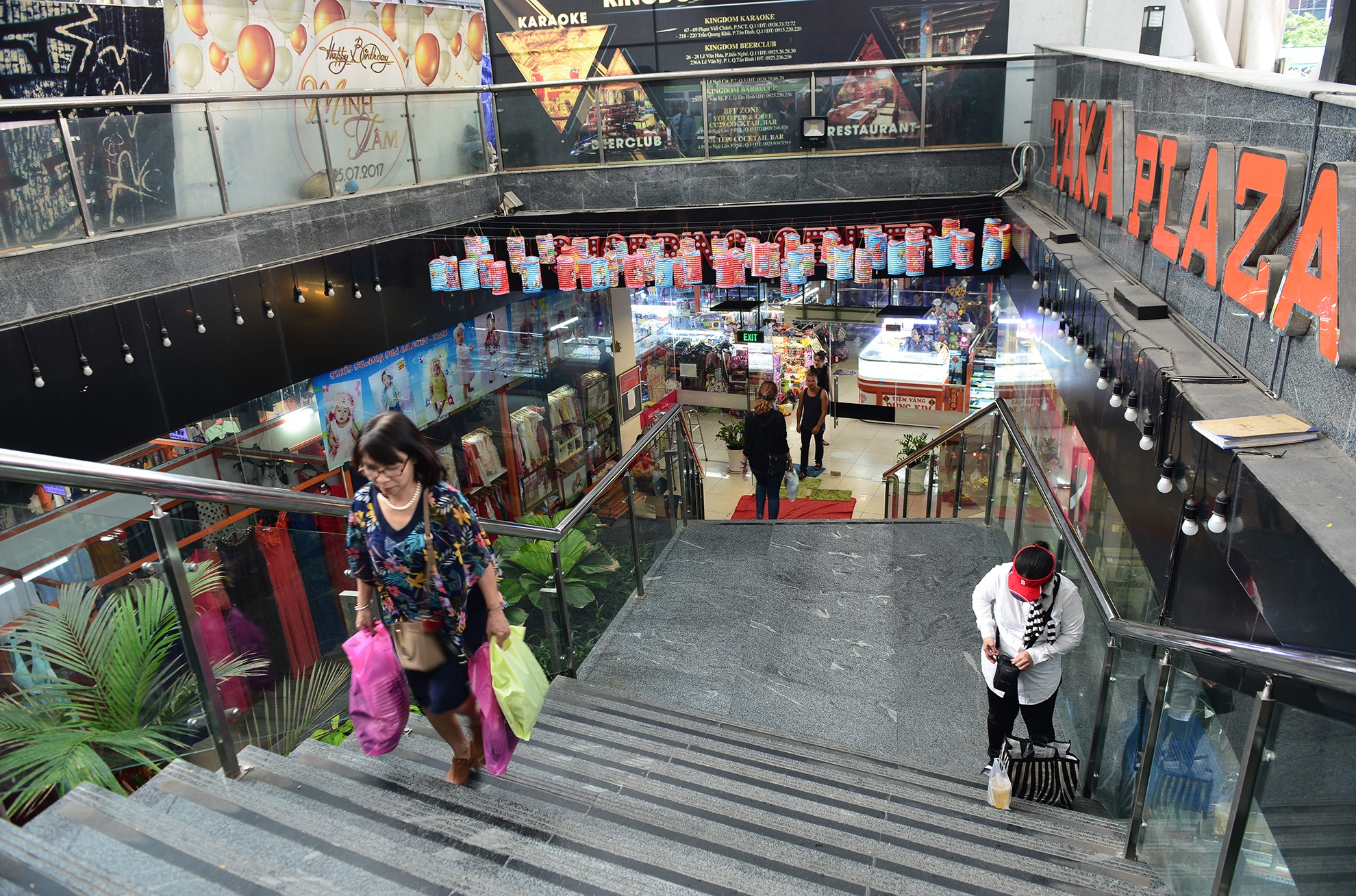 Canh doi lap duoi khu cho ngam o Sai Gon anh 2