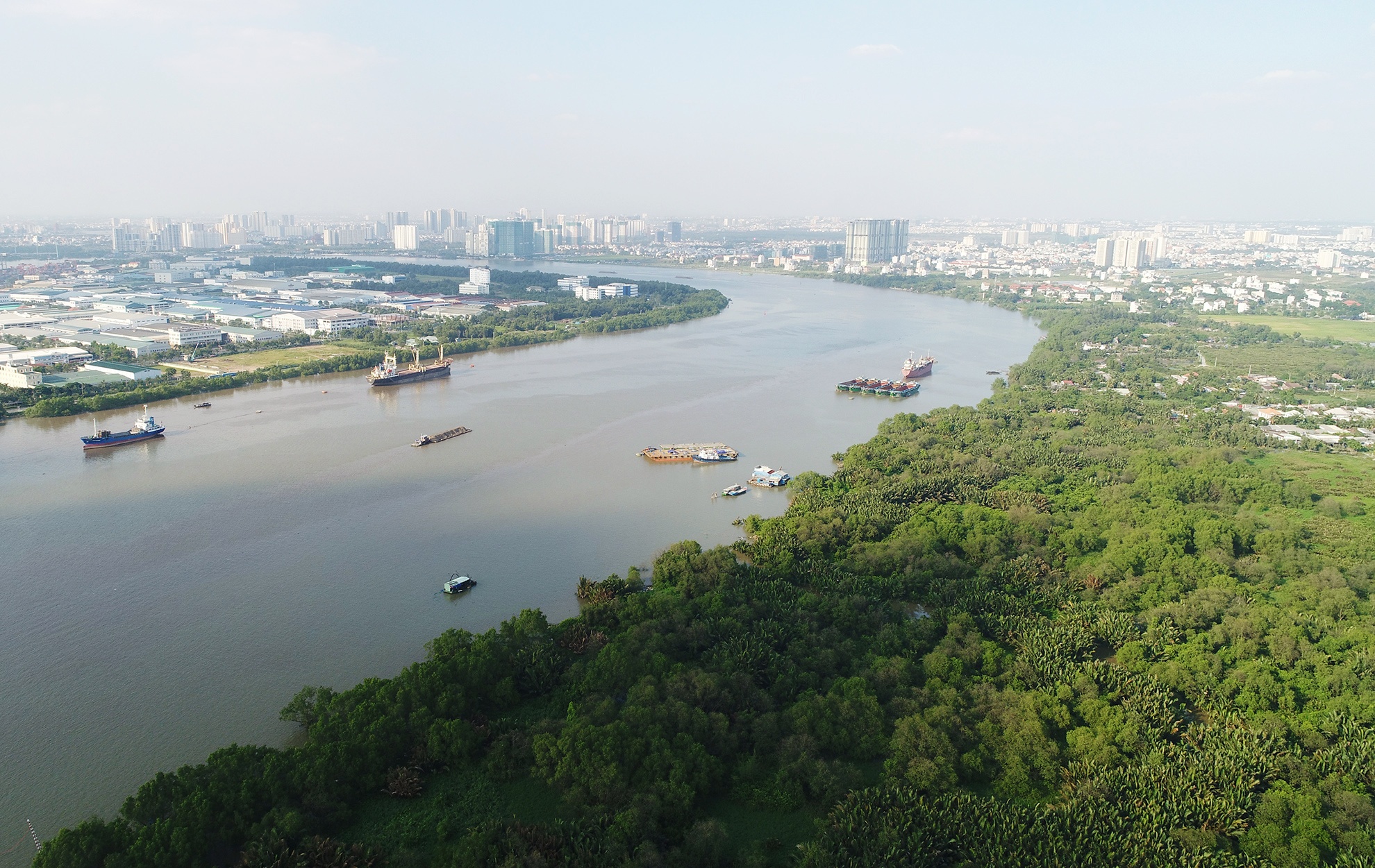 Ben trong du an treo lien quan den rapper Tien Dat anh 2