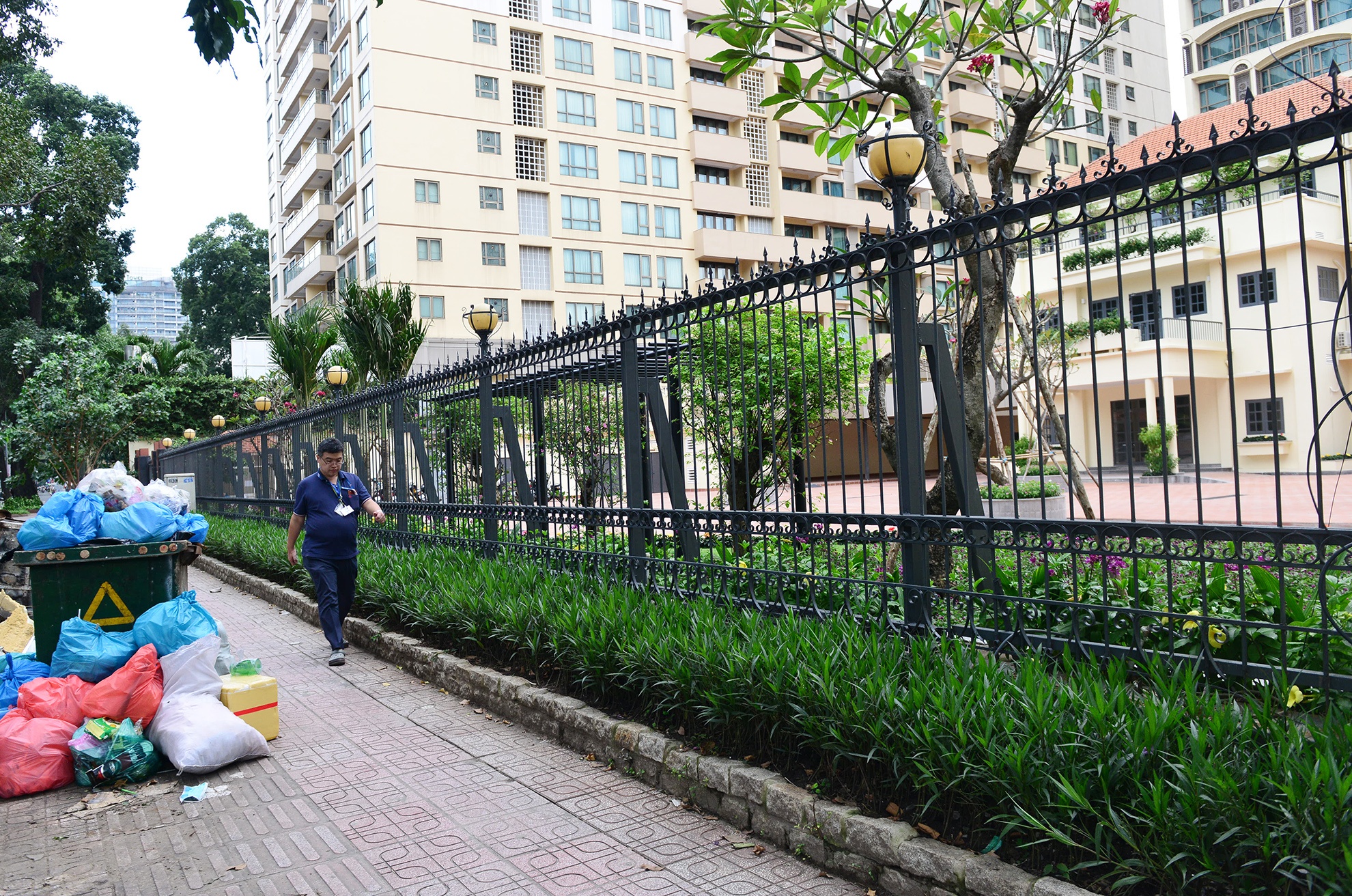 dat vang cuu Pho chu tich TP.HCM giao cho Vu nhom anh 1