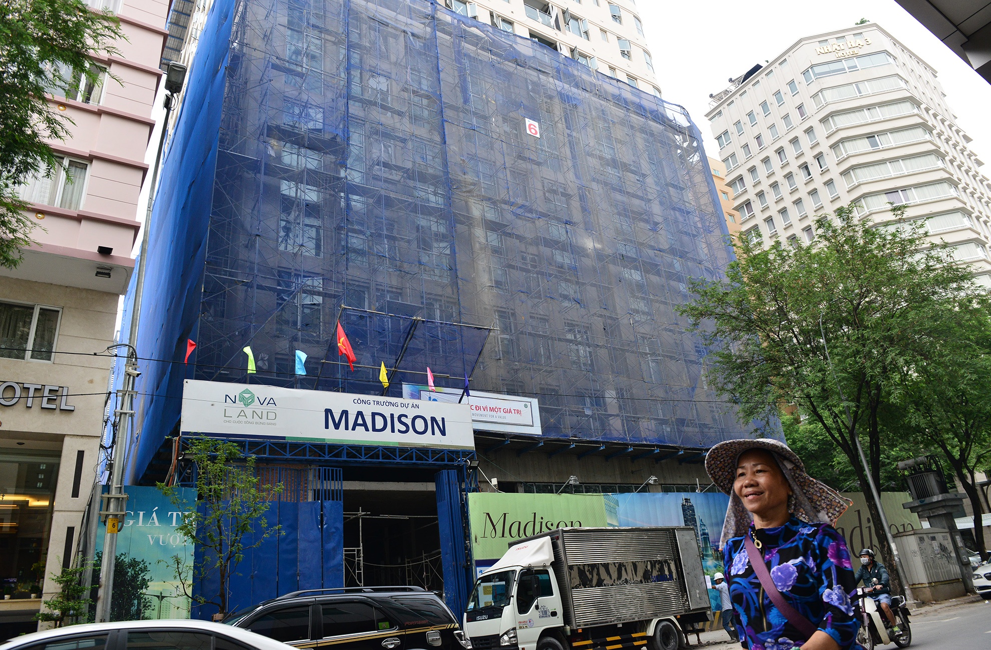 Nhung khu dat vang cuu Pho chu tich TP.HCM giao cho Vu 'nhom' hinh anh