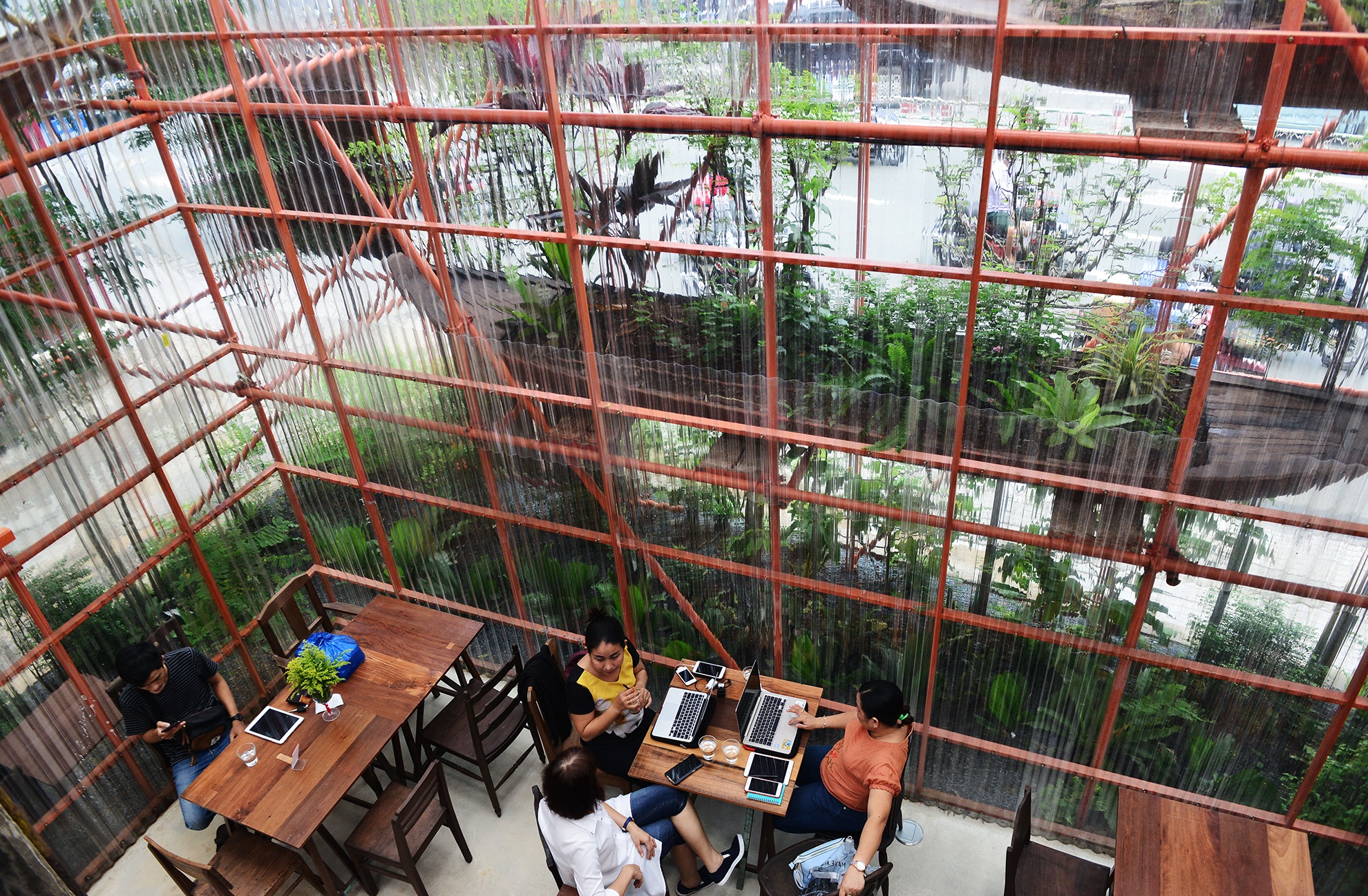 doc dao ca phe gian giao o Sai Gon anh 6