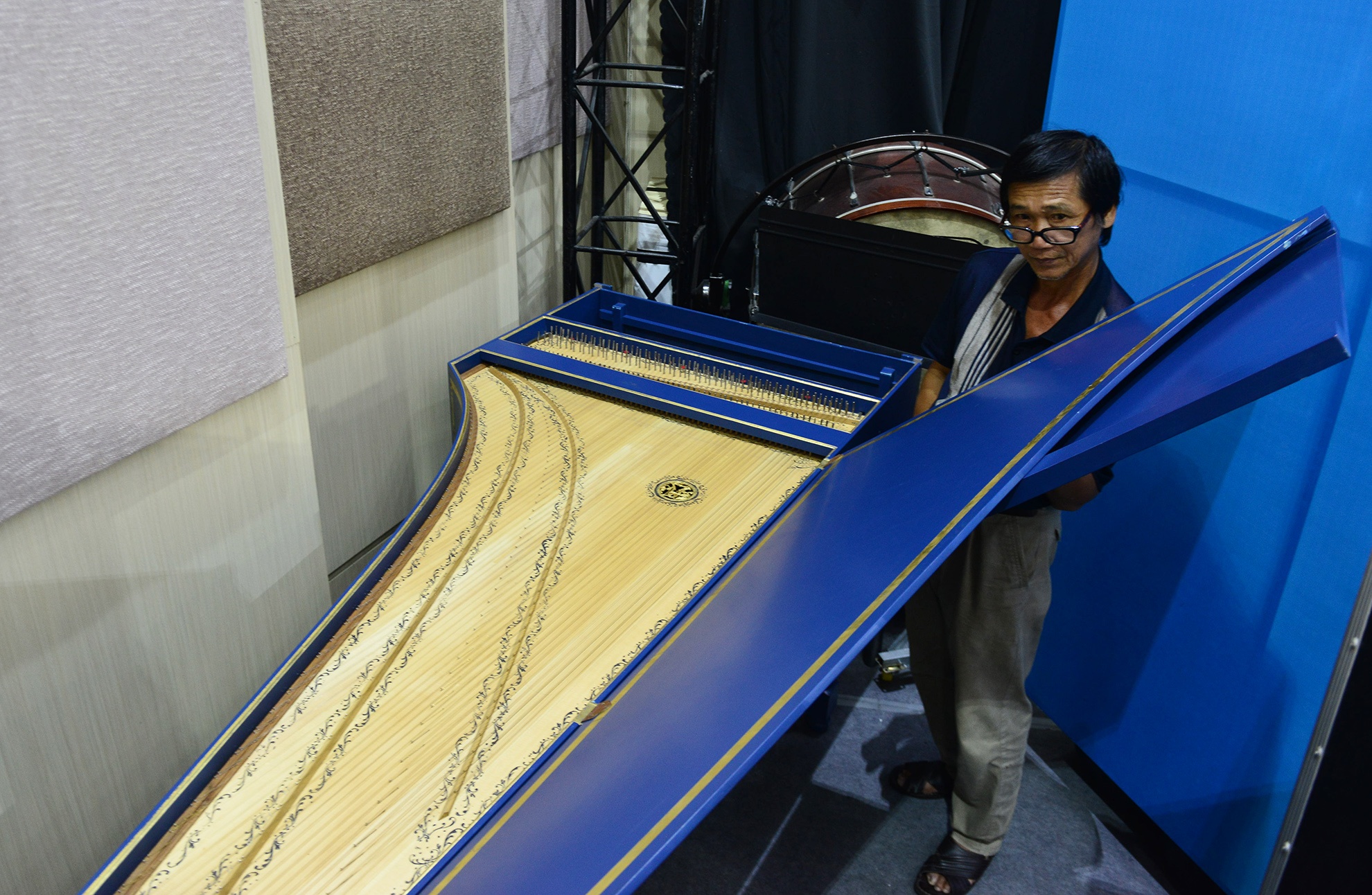 Can canh khong gian luu giu bo nhac cu 47 ty dong anh 13