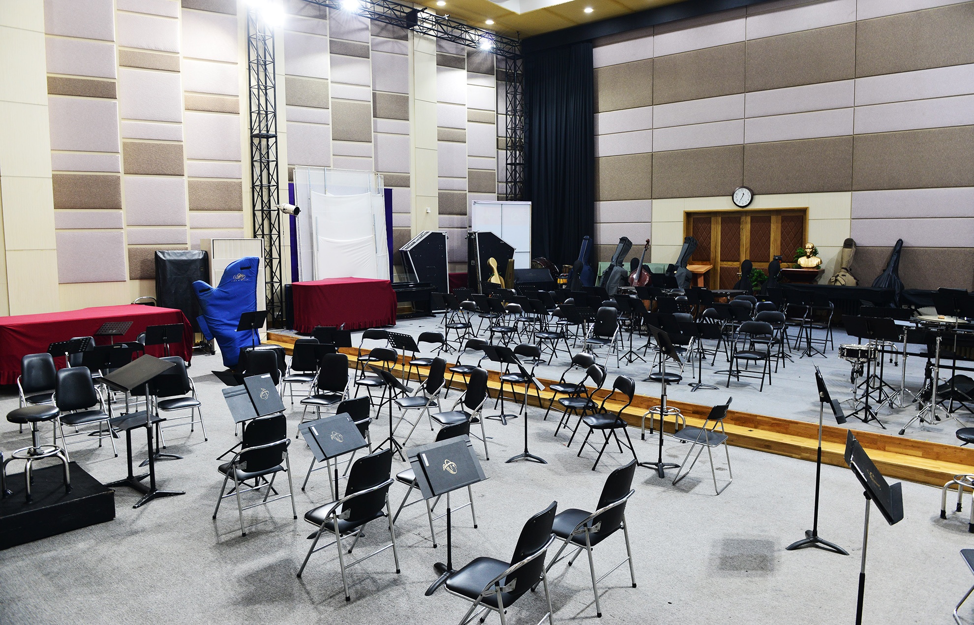 Can canh khong gian luu giu bo nhac cu 47 ty dong anh 1