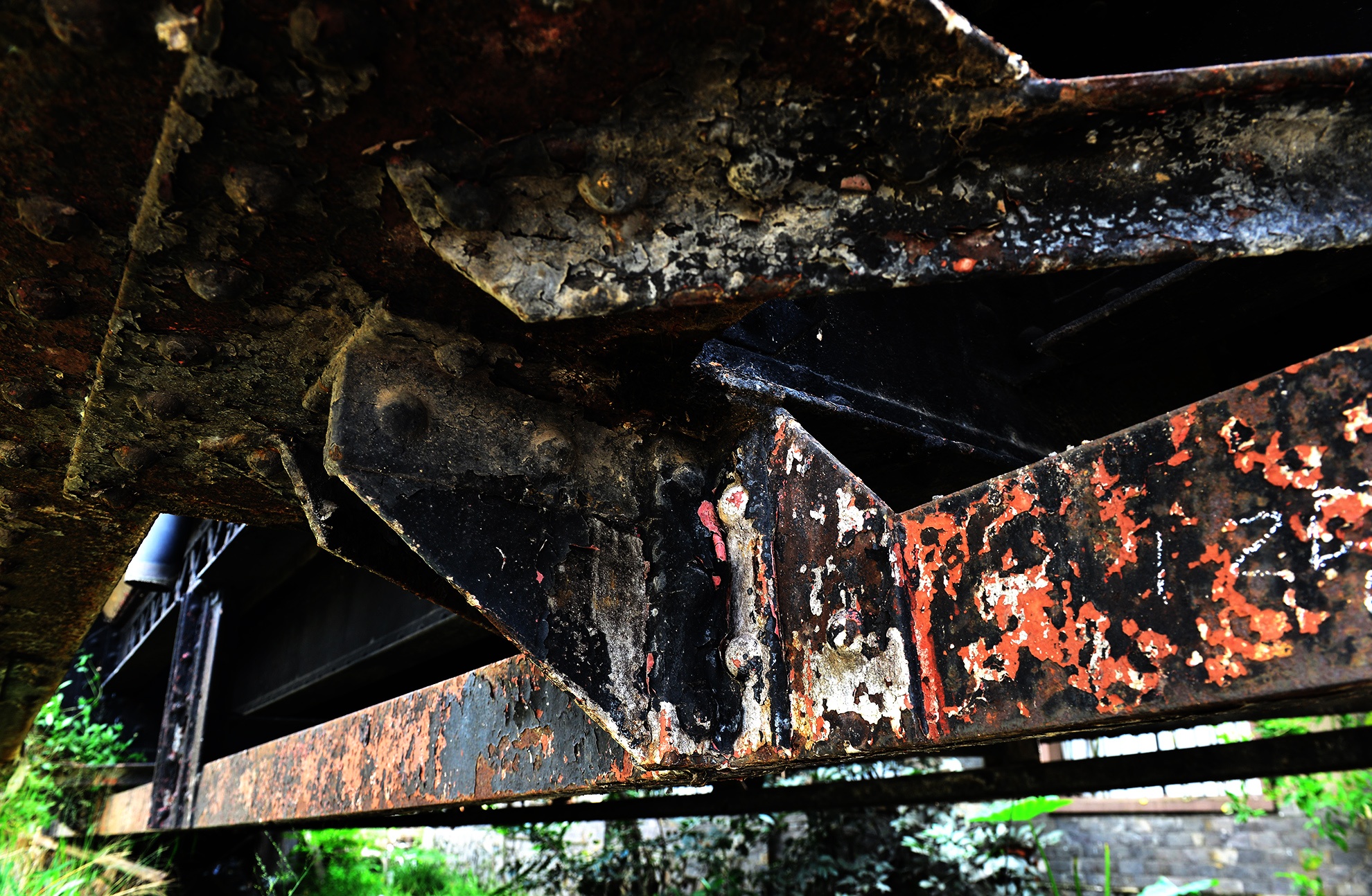 Cay cau Phap hon 100 tuoi sap bi thao do o Sai Gon anh 13