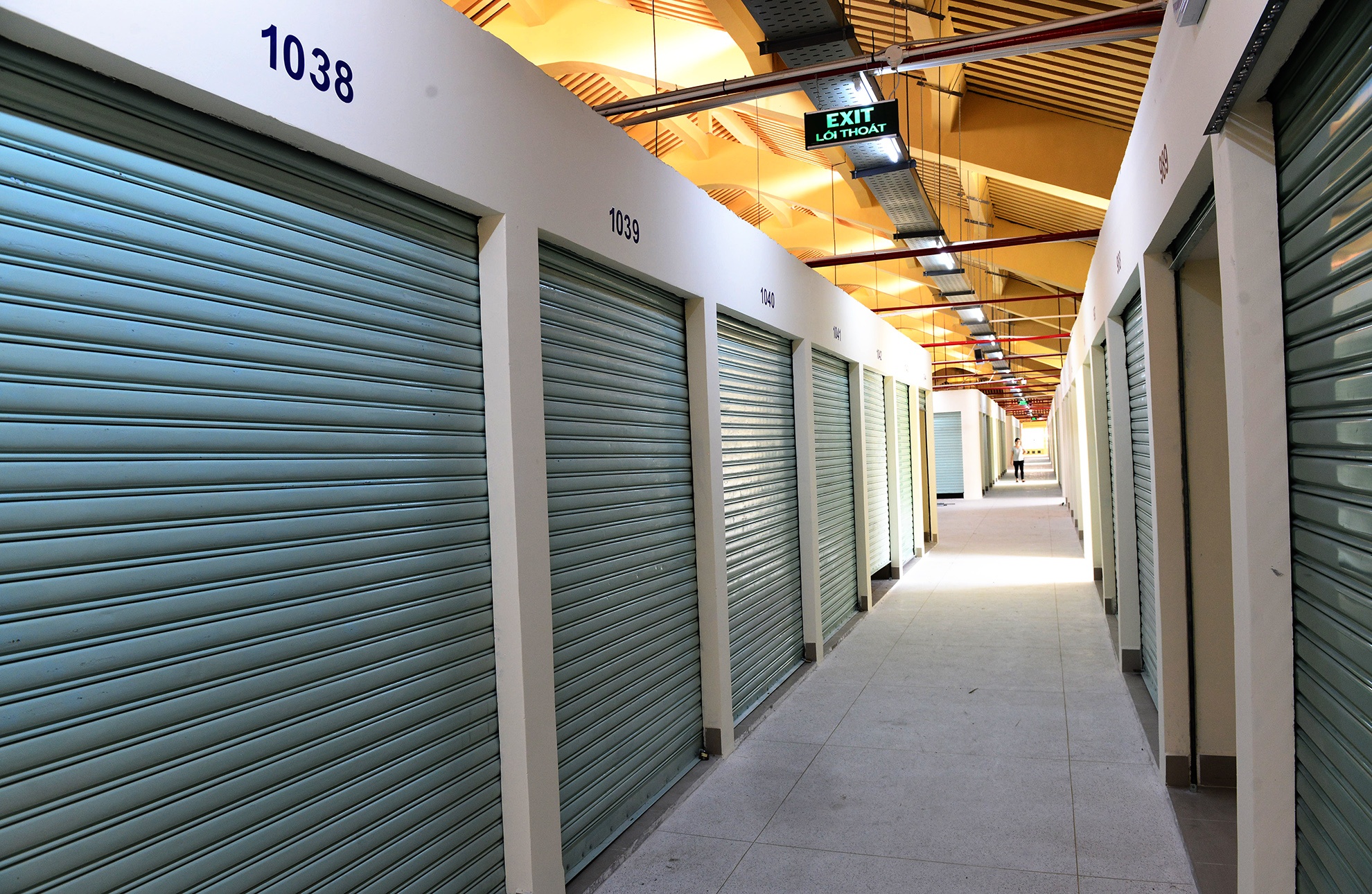 tieu thuong nhan sap cho moi sua chua Binh Tay anh 22