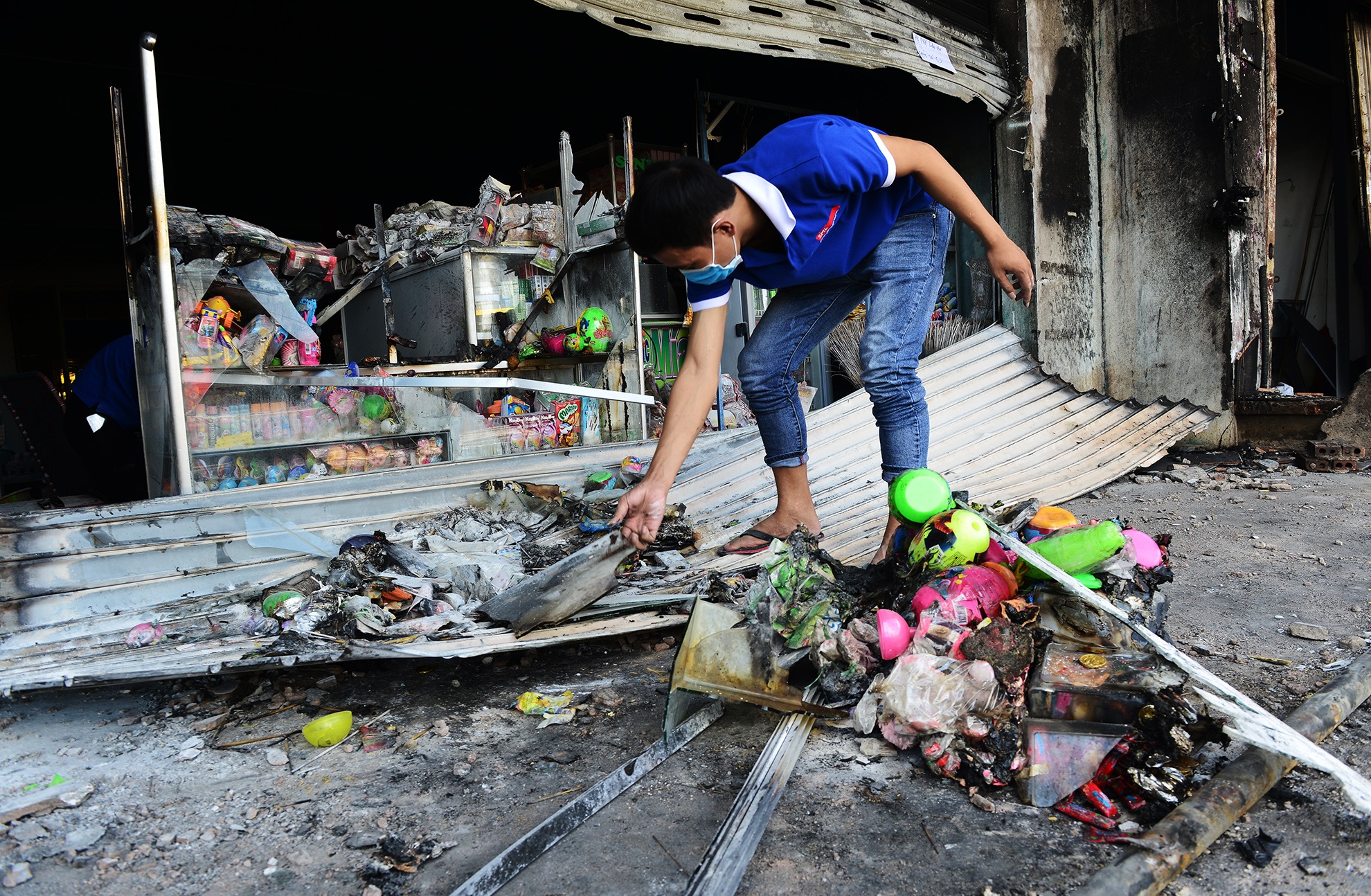 chay xe bon cho xang lam 6 nguoi chet anh 18