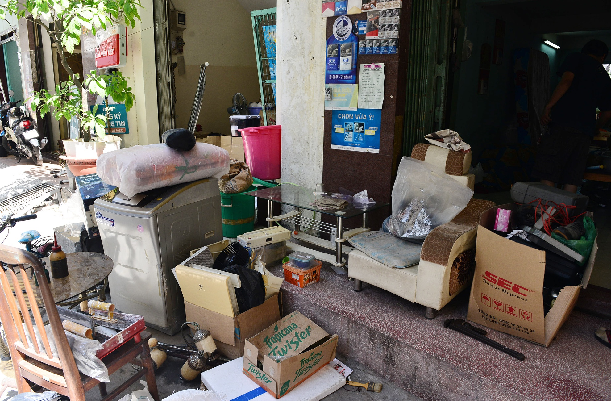 Cu dan di doi tai san o chung cu nghieng 45 cm anh 11