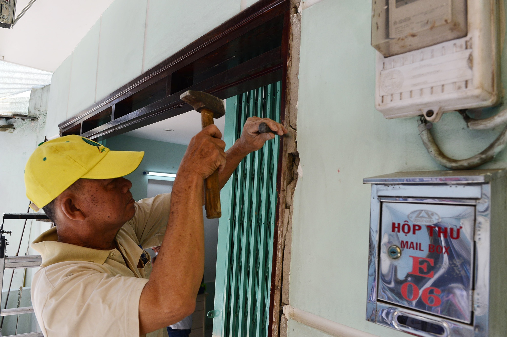 Cu dan di doi tai san o chung cu nghieng 45 cm anh 7