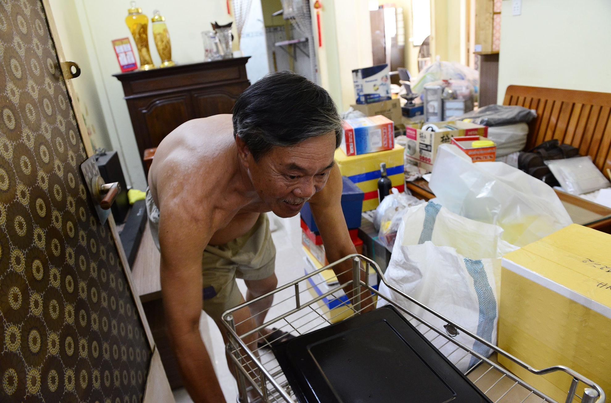 Cu dan di doi tai san o chung cu nghieng 45 cm anh 8