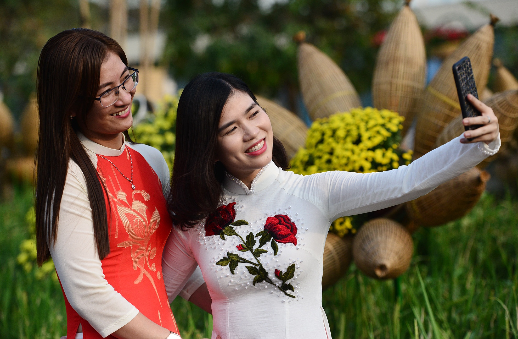 duong hoa Tet dau tien mo cua tham quan o Sai Gon anh 14