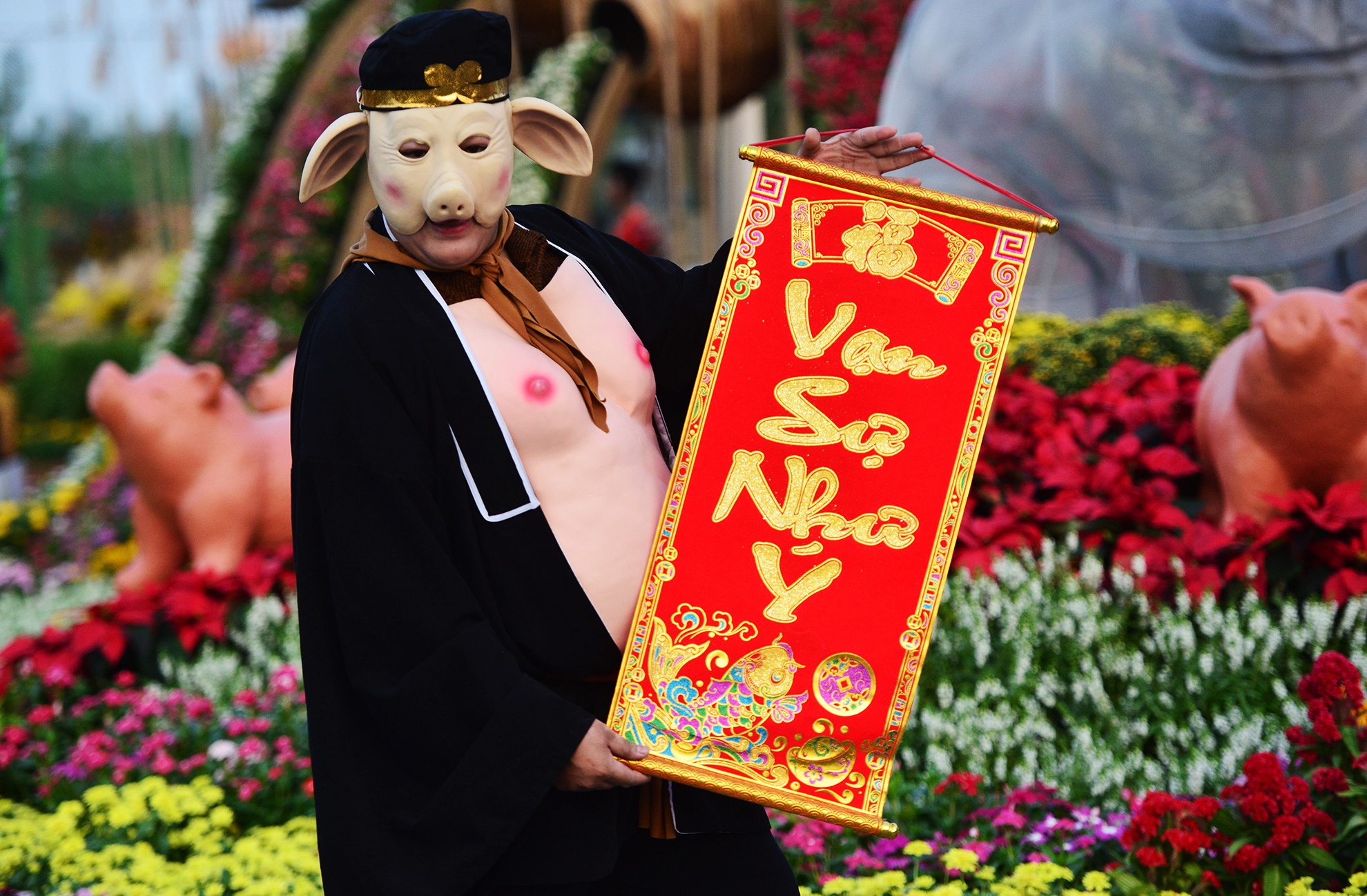 duong hoa Tet dau tien mo cua tham quan o Sai Gon anh 17