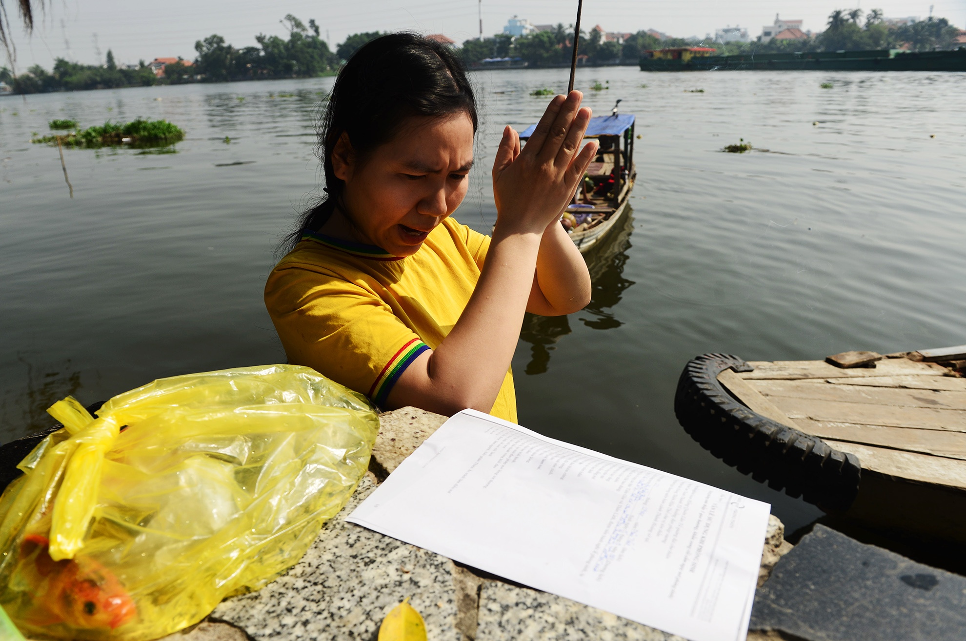 tha ca chep,  cung ong cong ong tao,  tet ky hoi anh 2