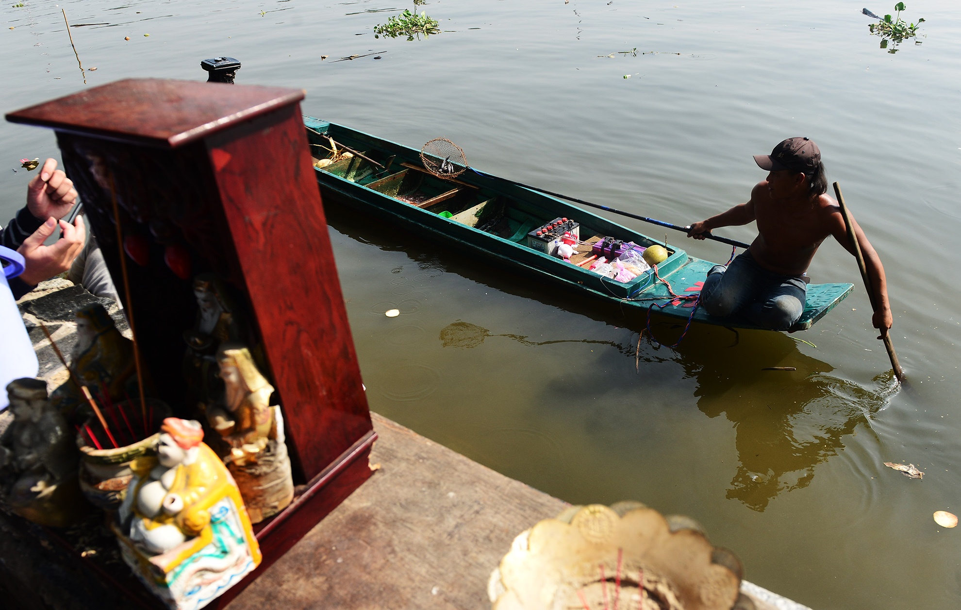 tha ca chep,  cung ong cong ong tao,  tet ky hoi anh 9