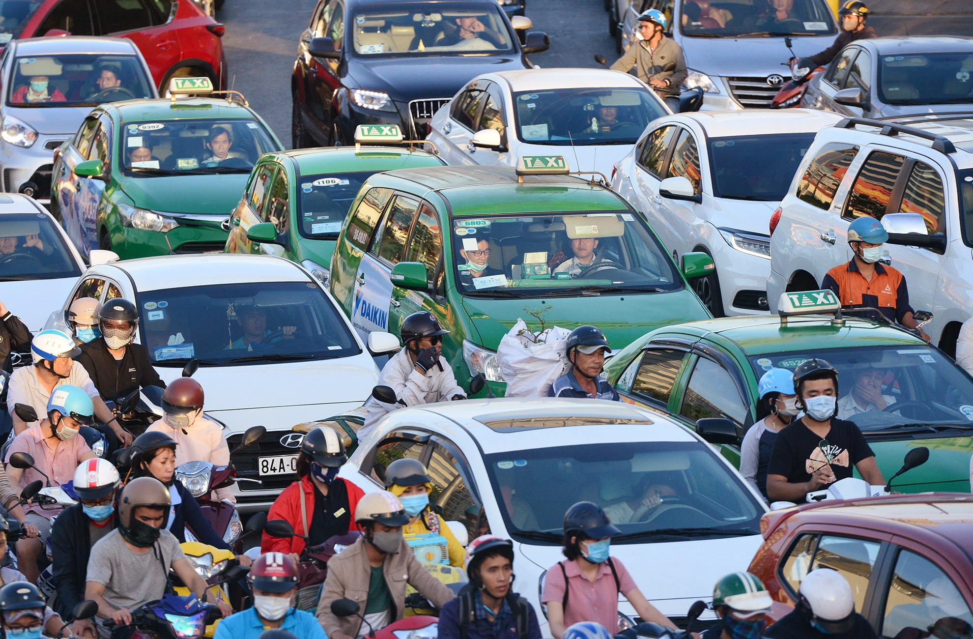 san bay Tan Son Nhat anh 3