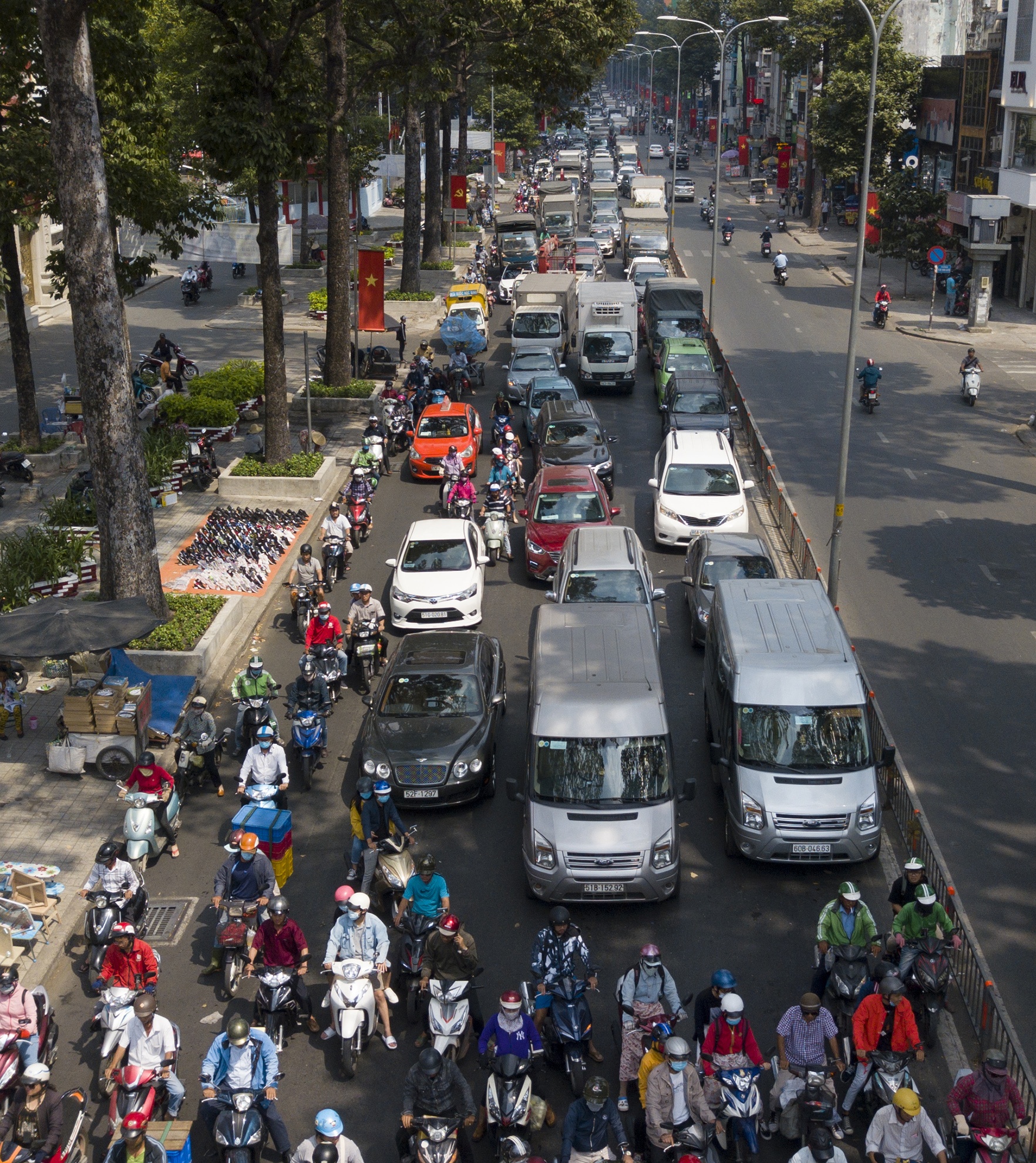 xe co xep nhieu hang dai o trung tam Sai Gon anh 10