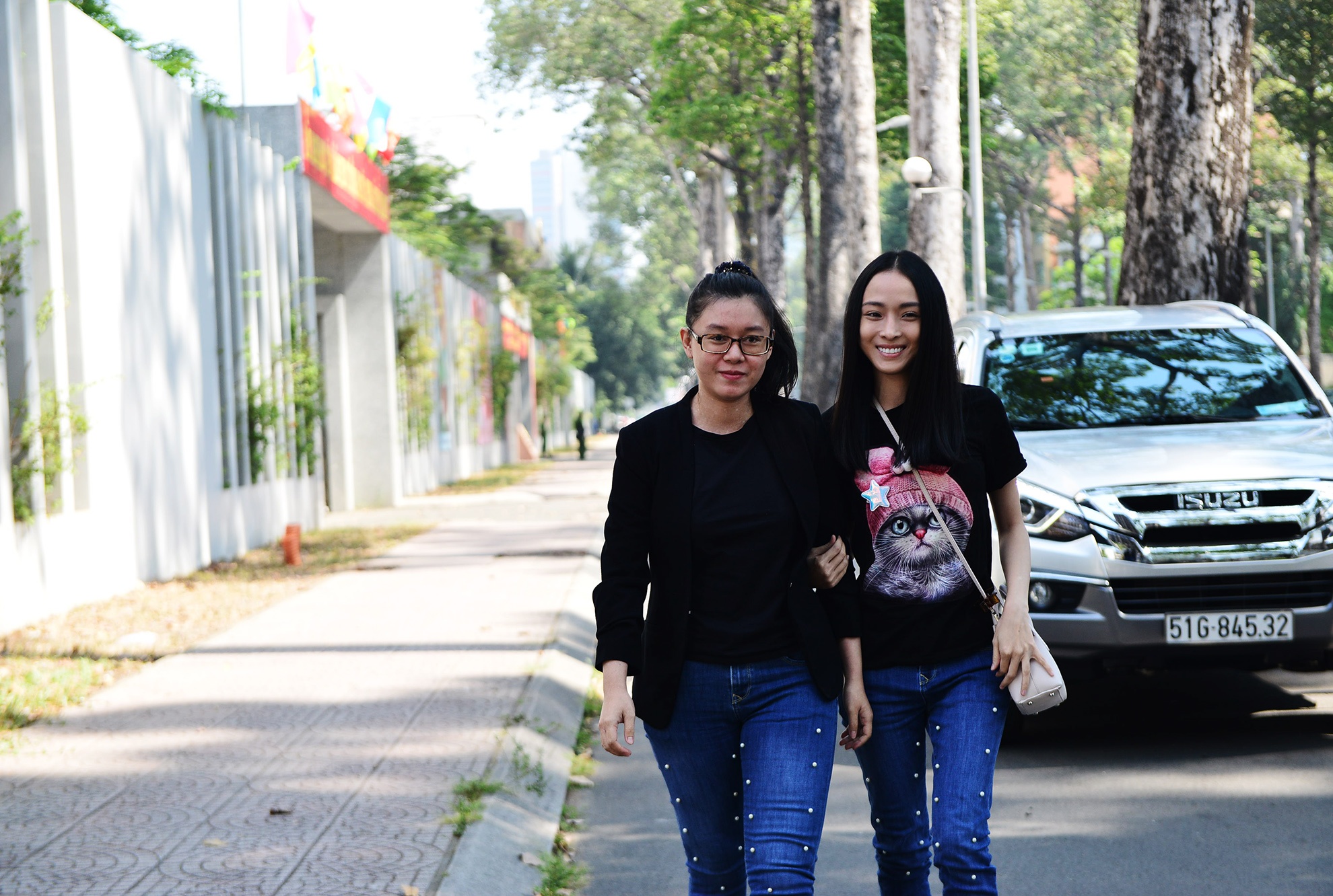 Hoa hau Phuong Nga,  quyet dinh dinh chi dieu tra anh 1