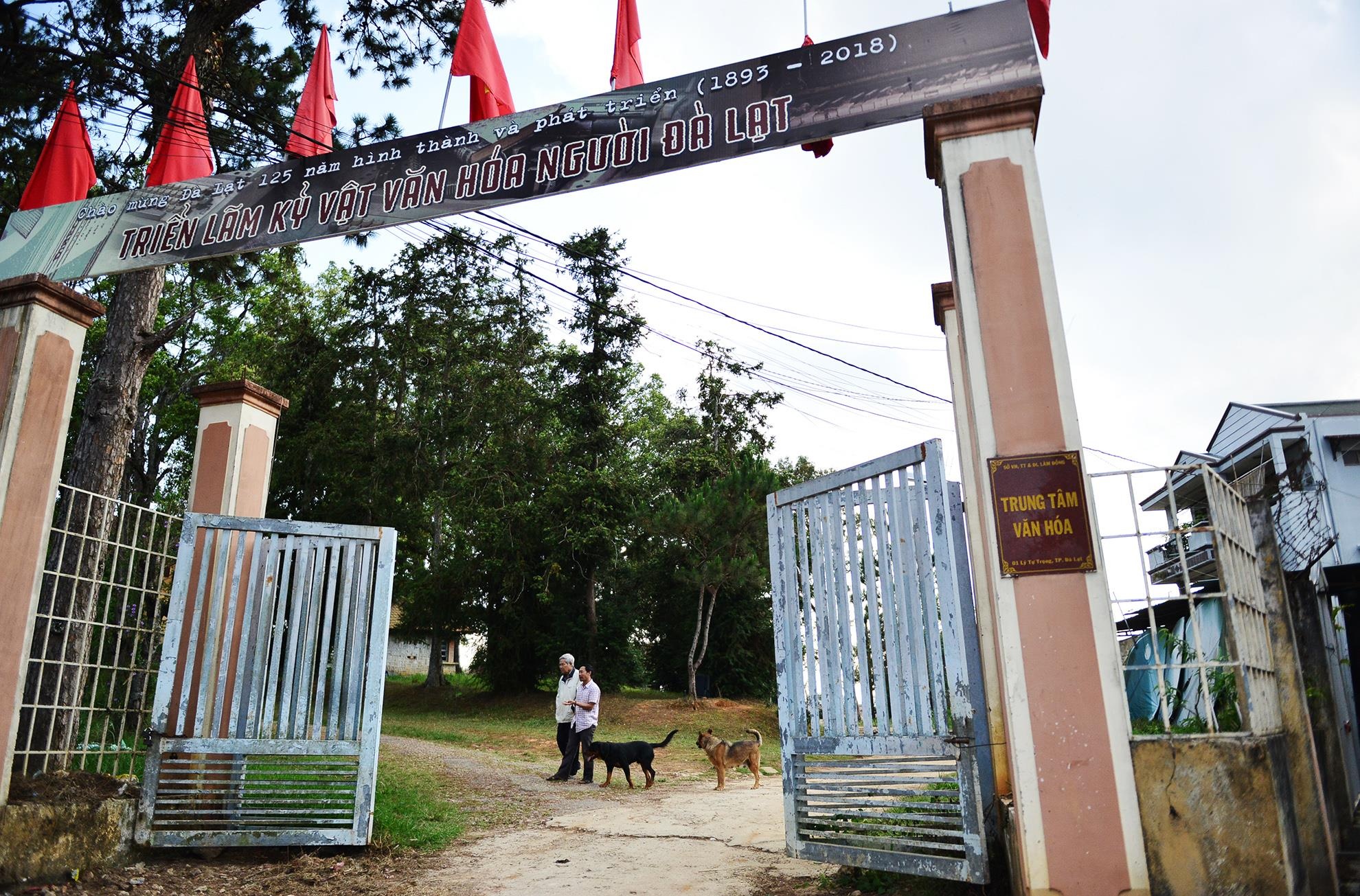 ngoi dinh tinh truong hon 100 tuoi o Da Lat anh 17