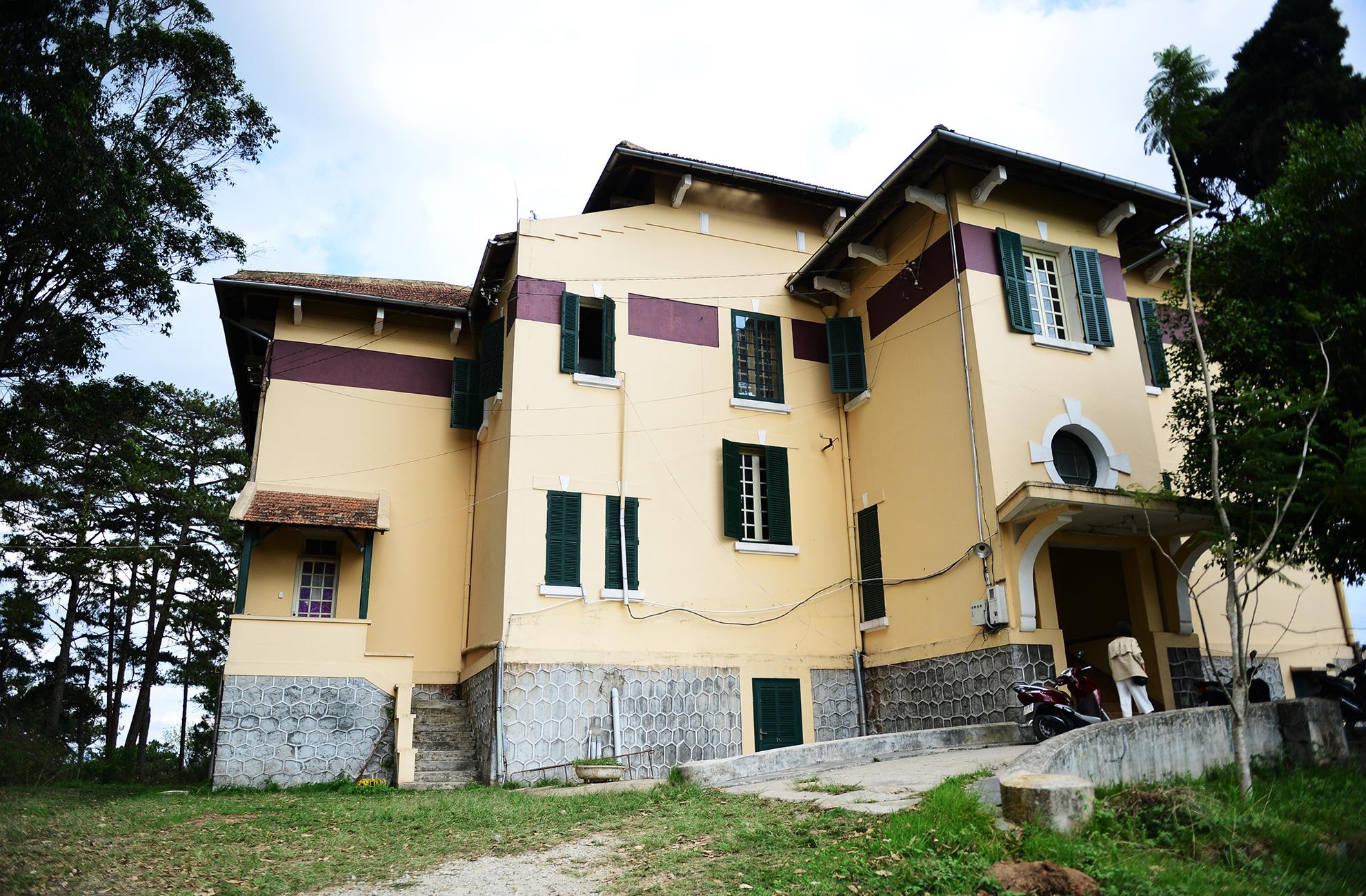 ngoi dinh tinh truong hon 100 tuoi o Da Lat anh 5