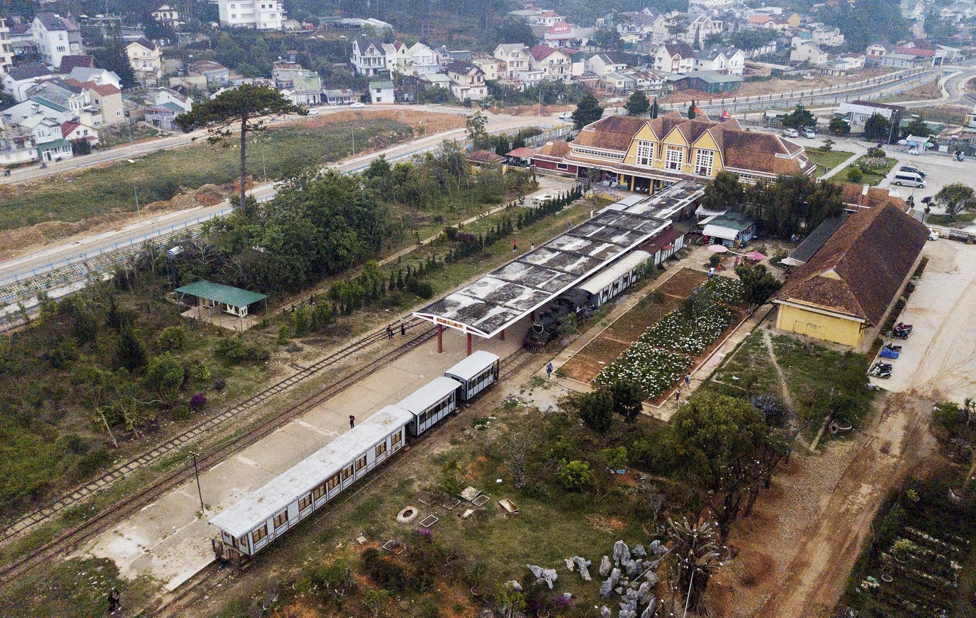 Nha ga gan 100 tuoi dep nhat Dong Duong o Da Lat anh 4