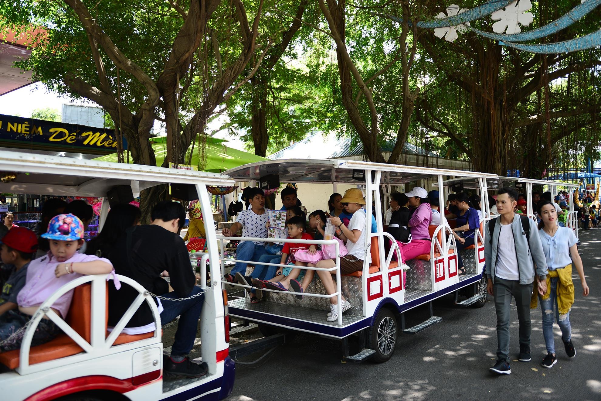 Nguoi Sai Gon vui choi ngay gio To Hung Vuong anh 3
