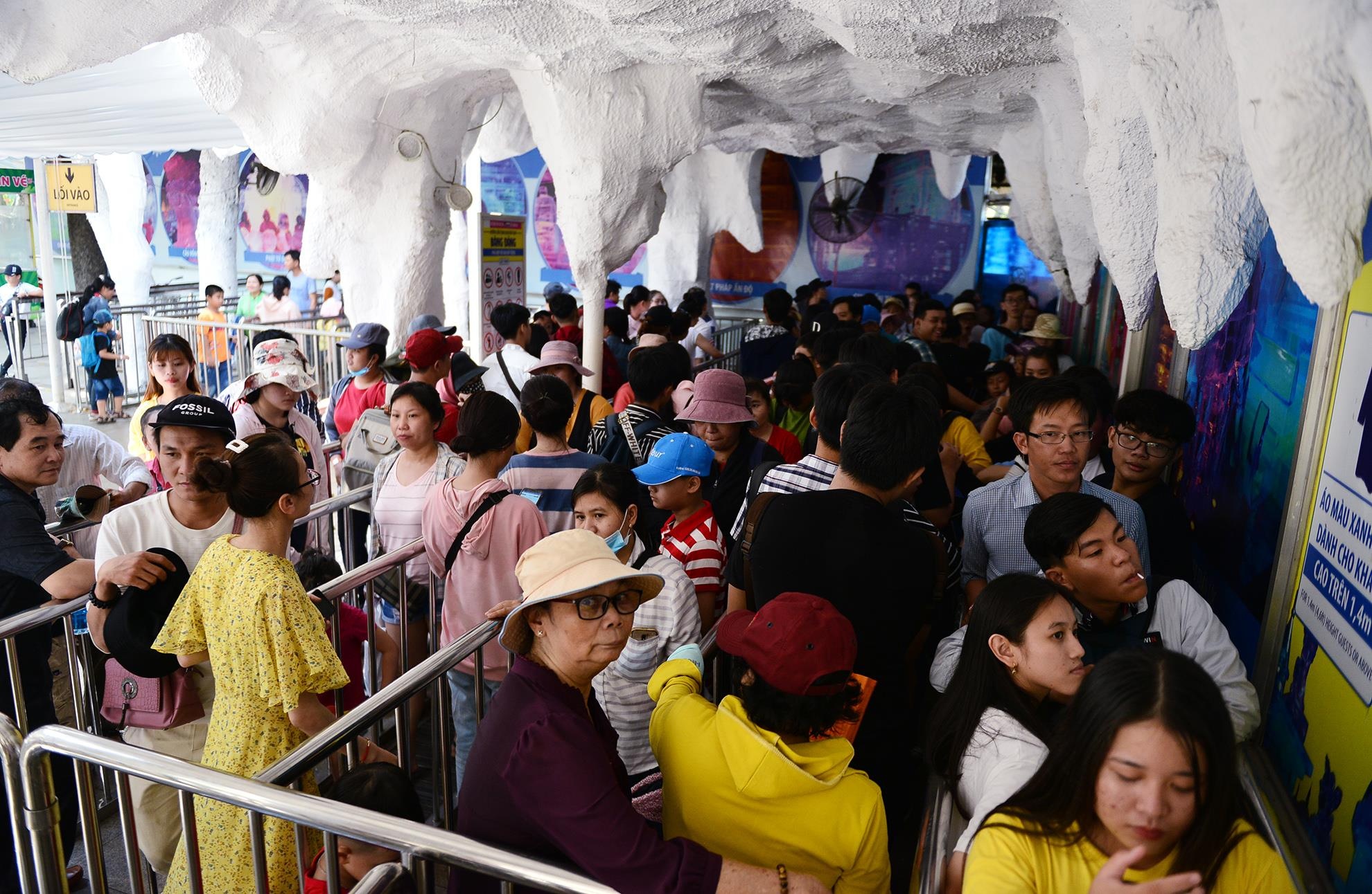 Nguoi Sai Gon vui choi ngay gio To Hung Vuong anh 6