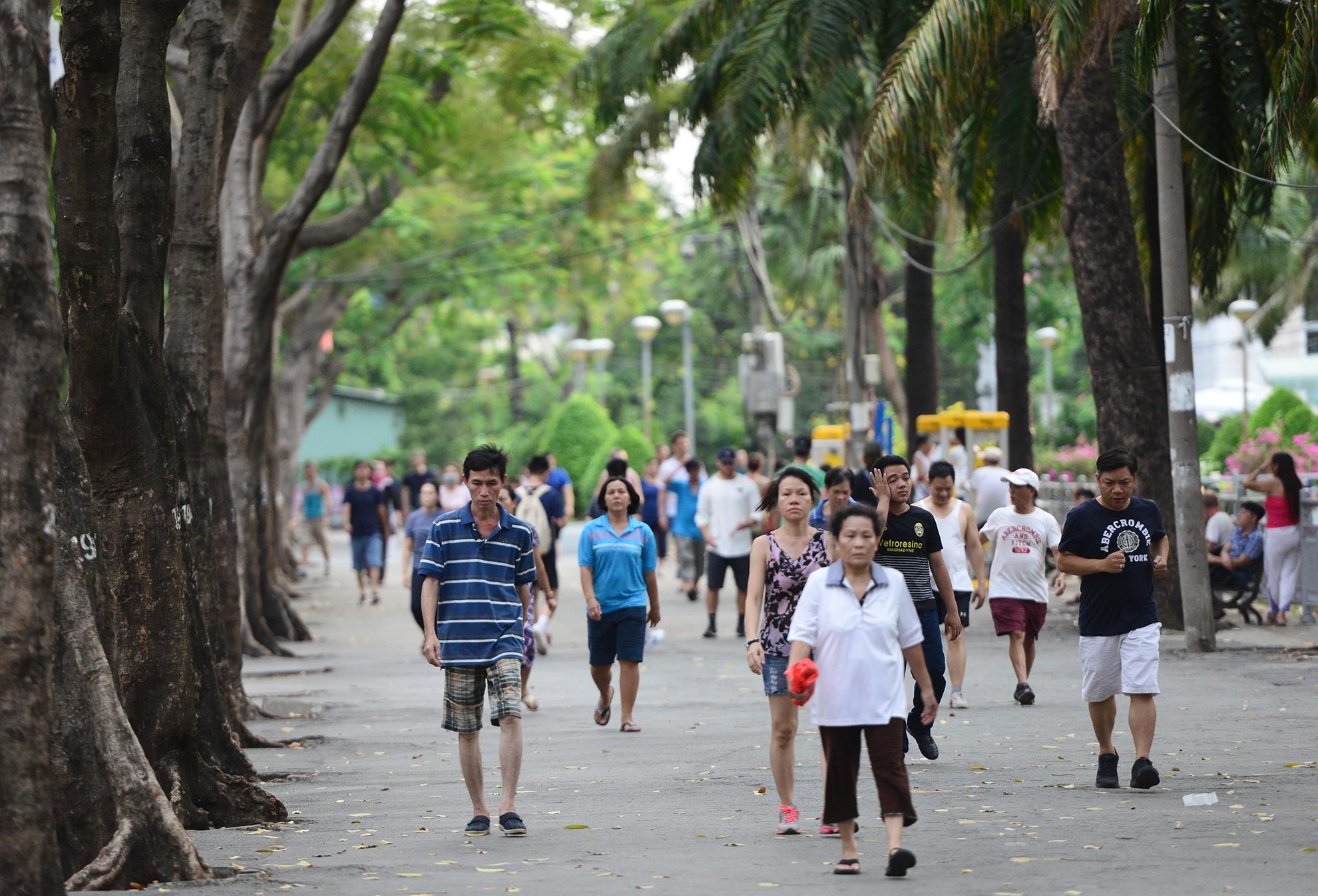 Cong vien o Sai Gon can thoi diem phai di doi anh 3