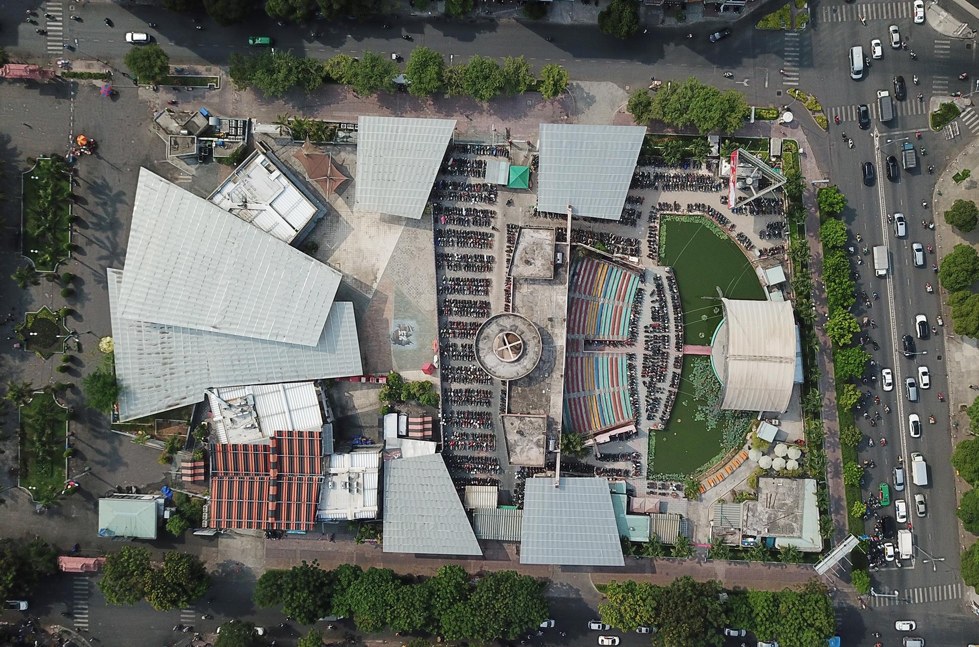 Cong vien o Sai Gon can thoi diem phai di doi anh 7