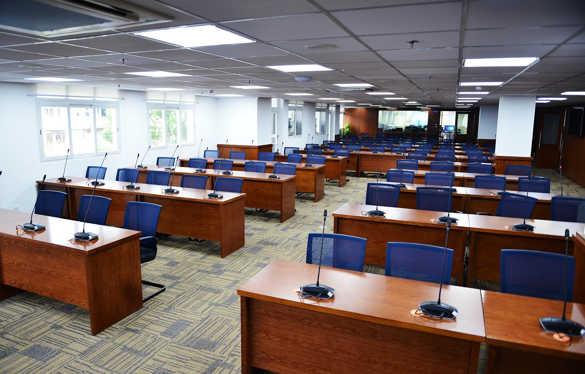 Trung tam bao chi TP.HCM anh 3