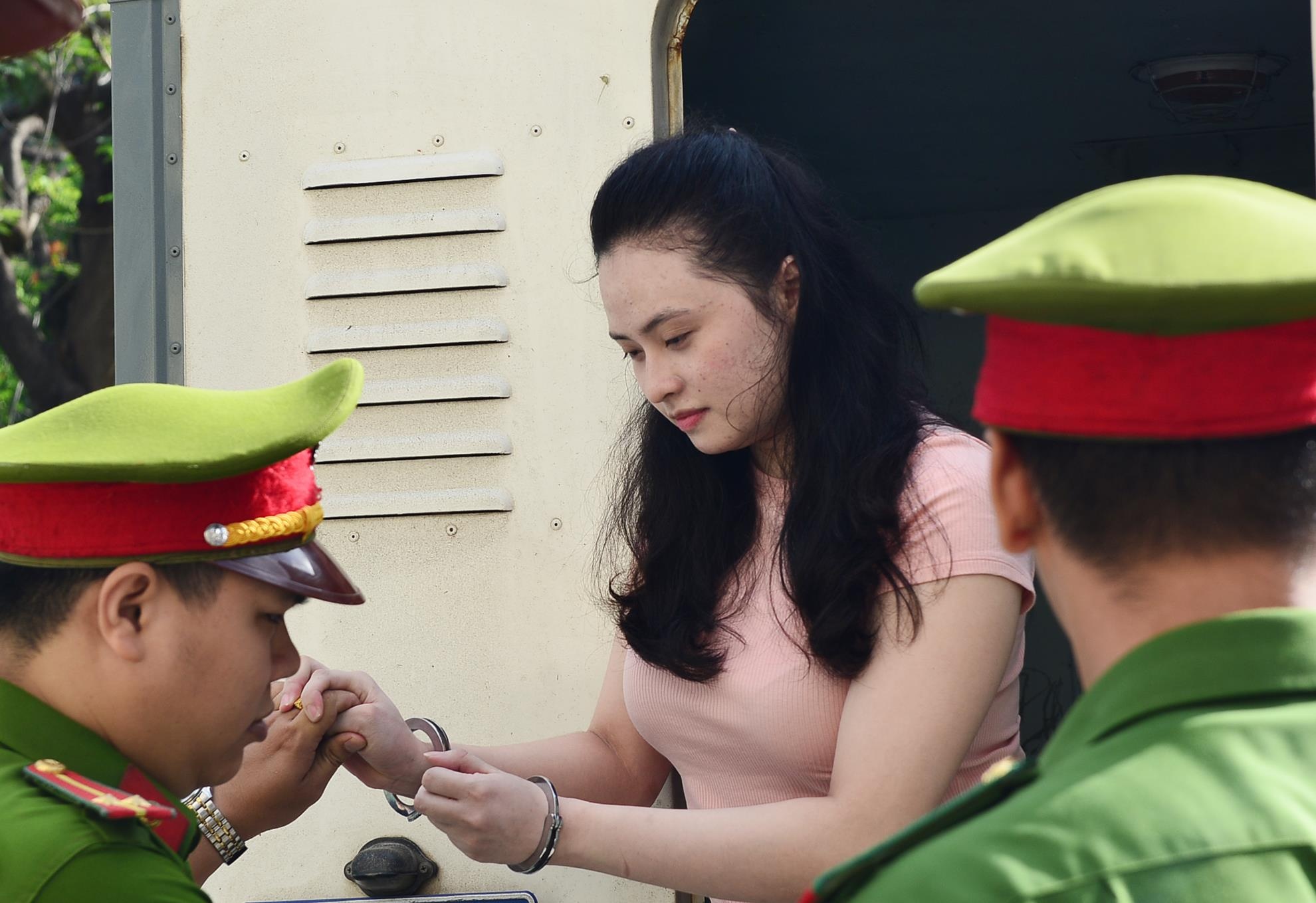 Hot girl Ngoc Miu anh 5