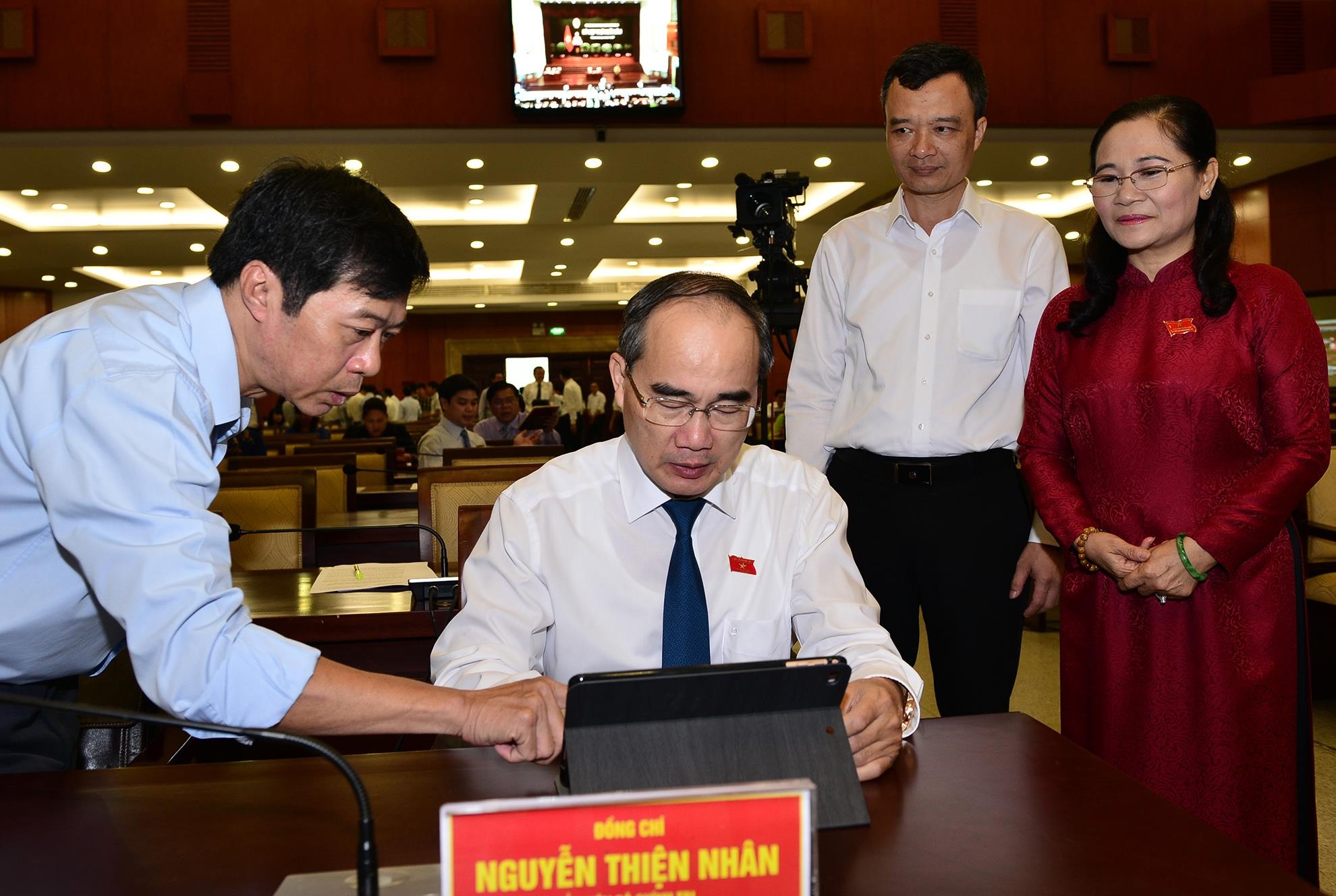 TP.HCM lan dau tien thuc hien 'ky hop khong giay' anh 9