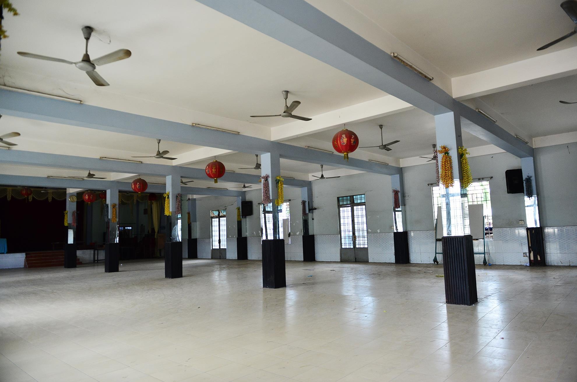 Than den nang nha tho len 2 m o Sai Gon anh 5