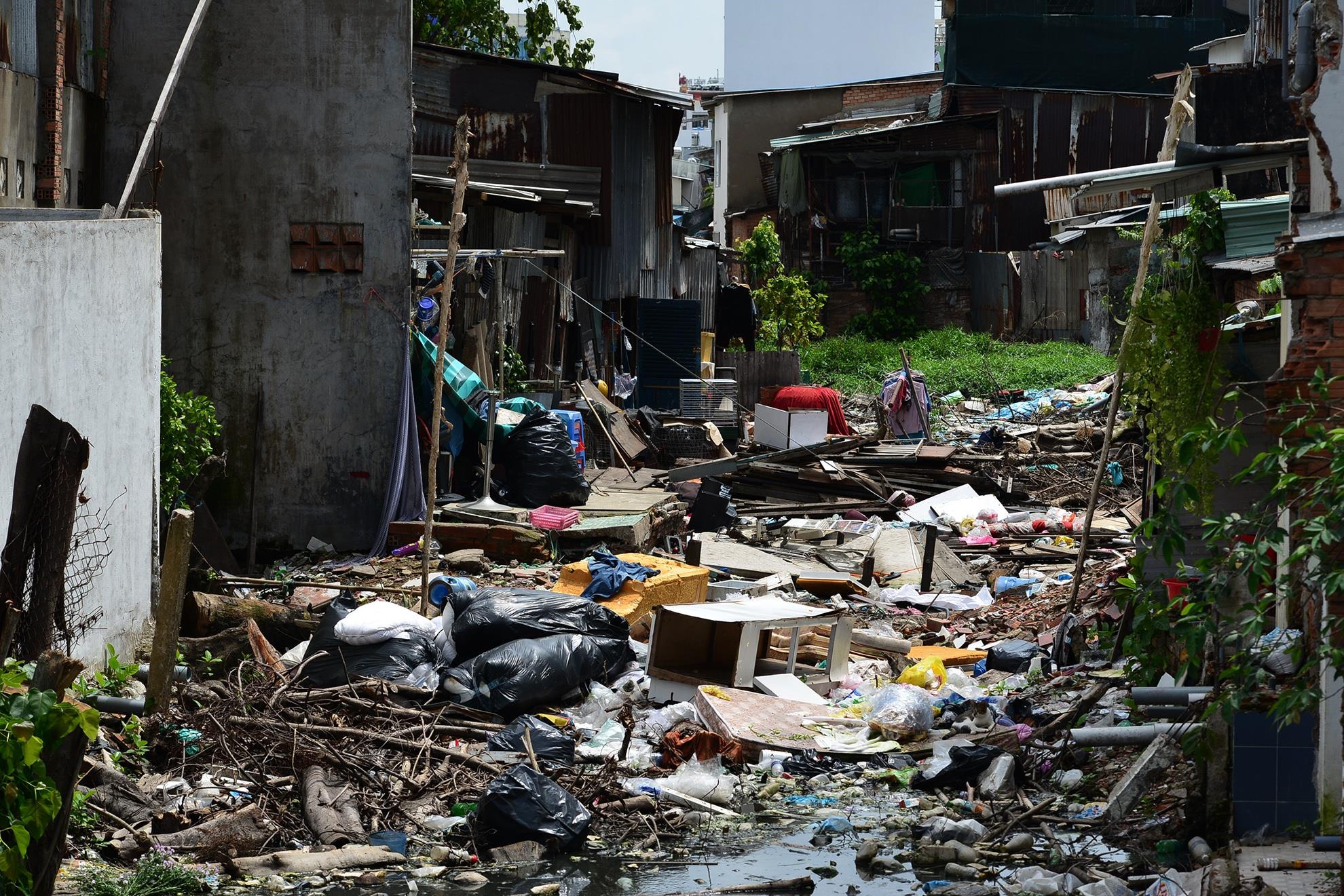 Rach Xuyen Tam TPHCM o nhiem anh 12