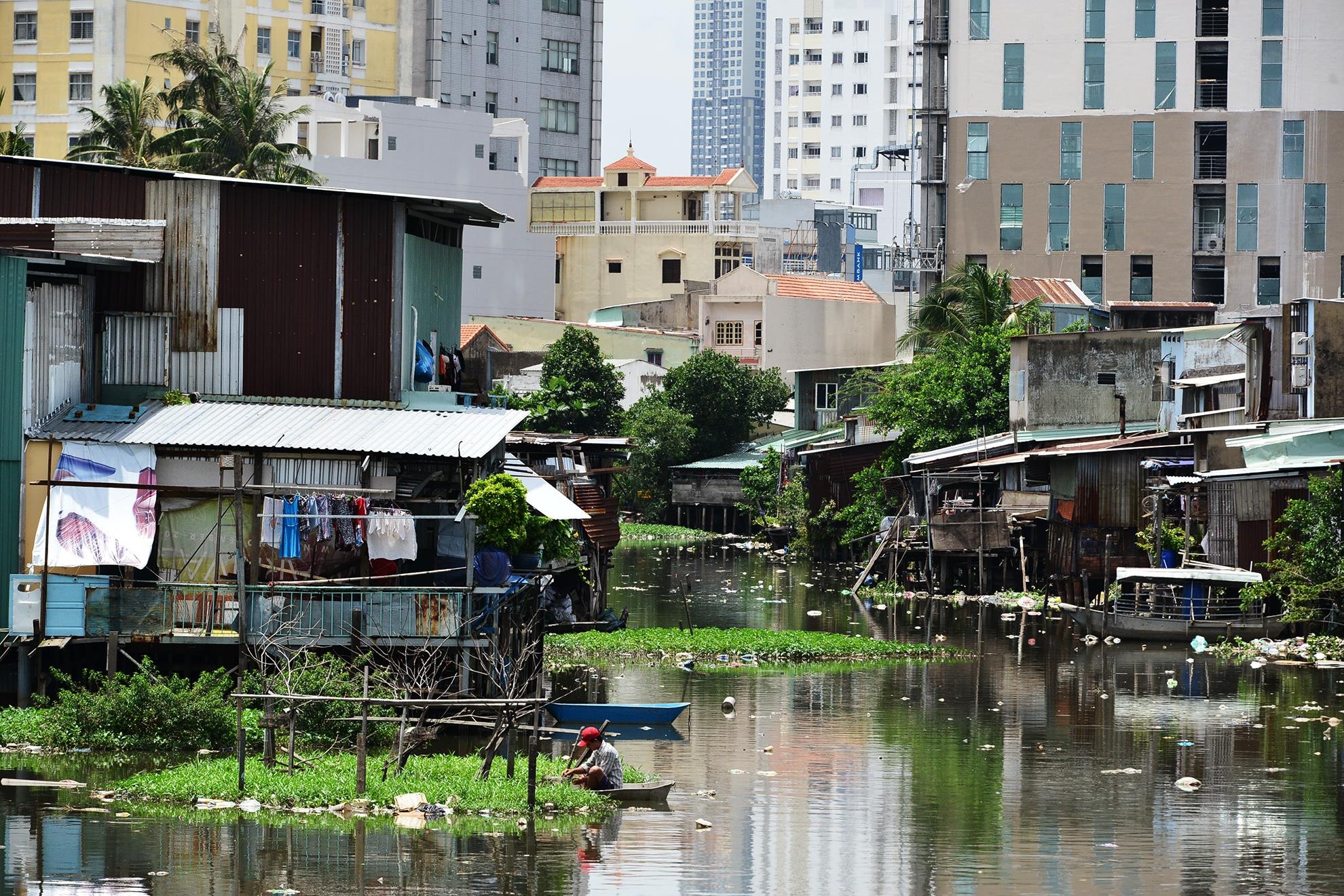 Rach Xuyen Tam TPHCM o nhiem anh 4