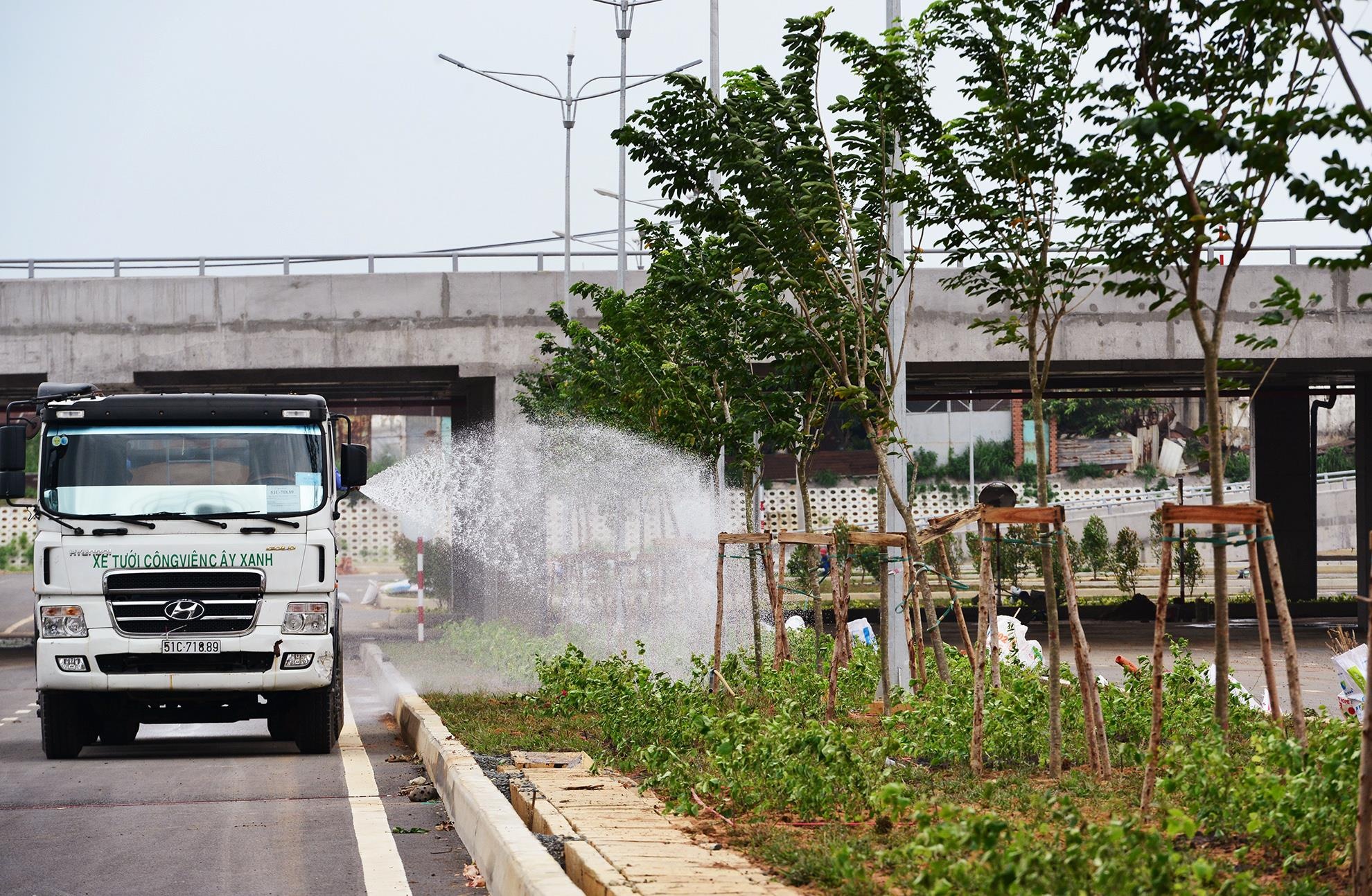 Ben xe mien Dong moi sap mo cua o Sai Gon anh 9
