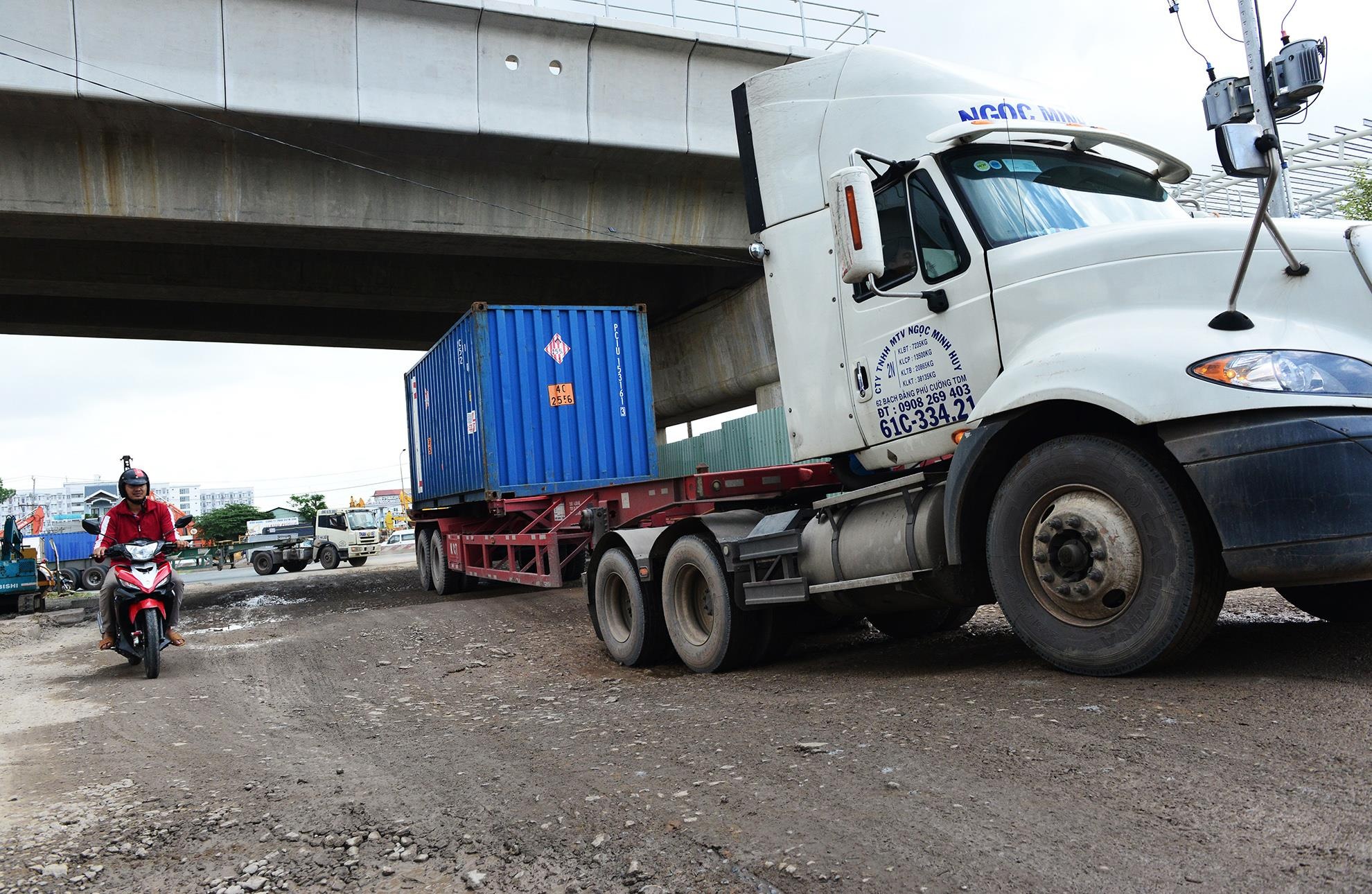 Ben xe mien Dong moi sap mo cua o Sai Gon anh 15