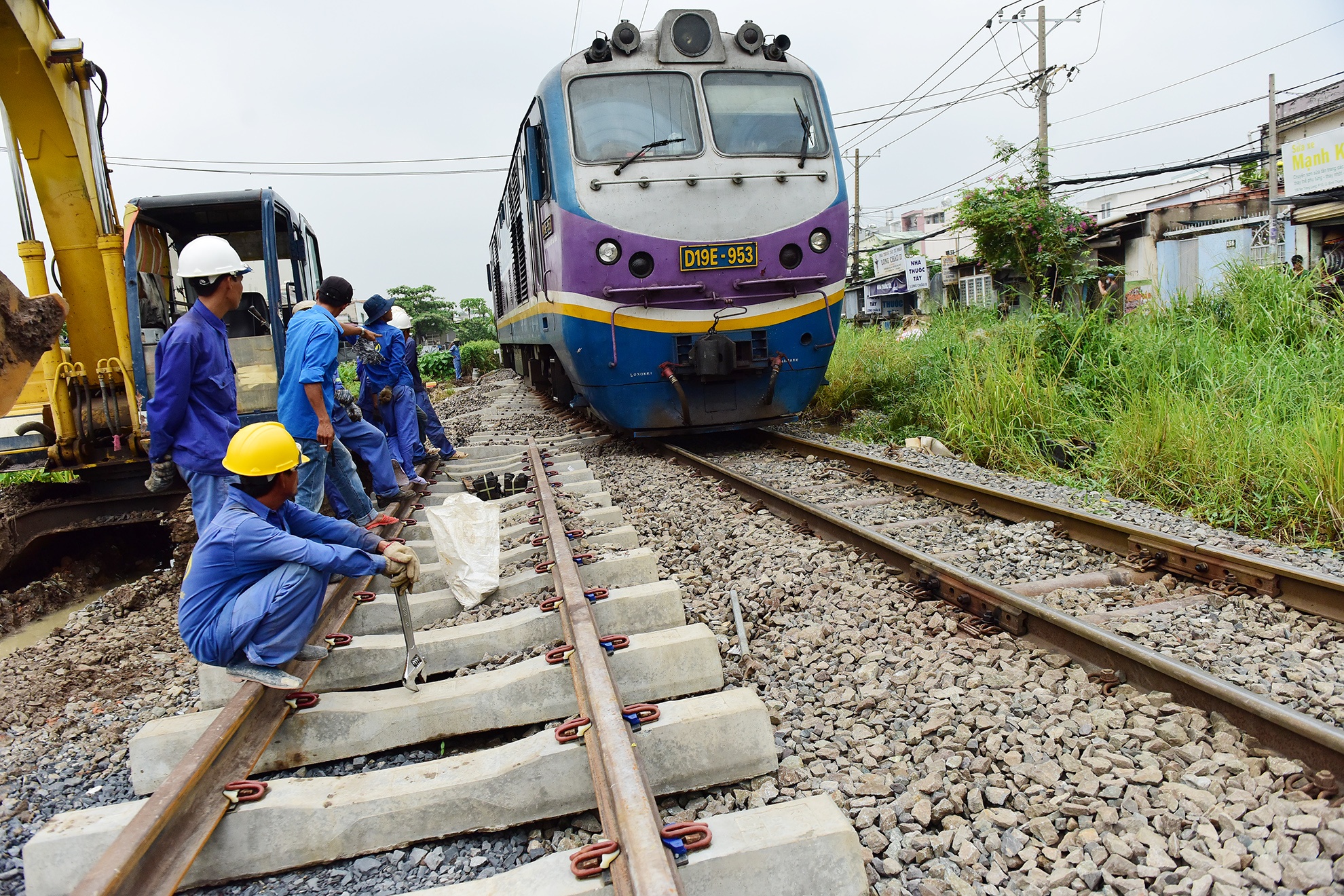 thu tai cau sat Binh Loi moi anh 1