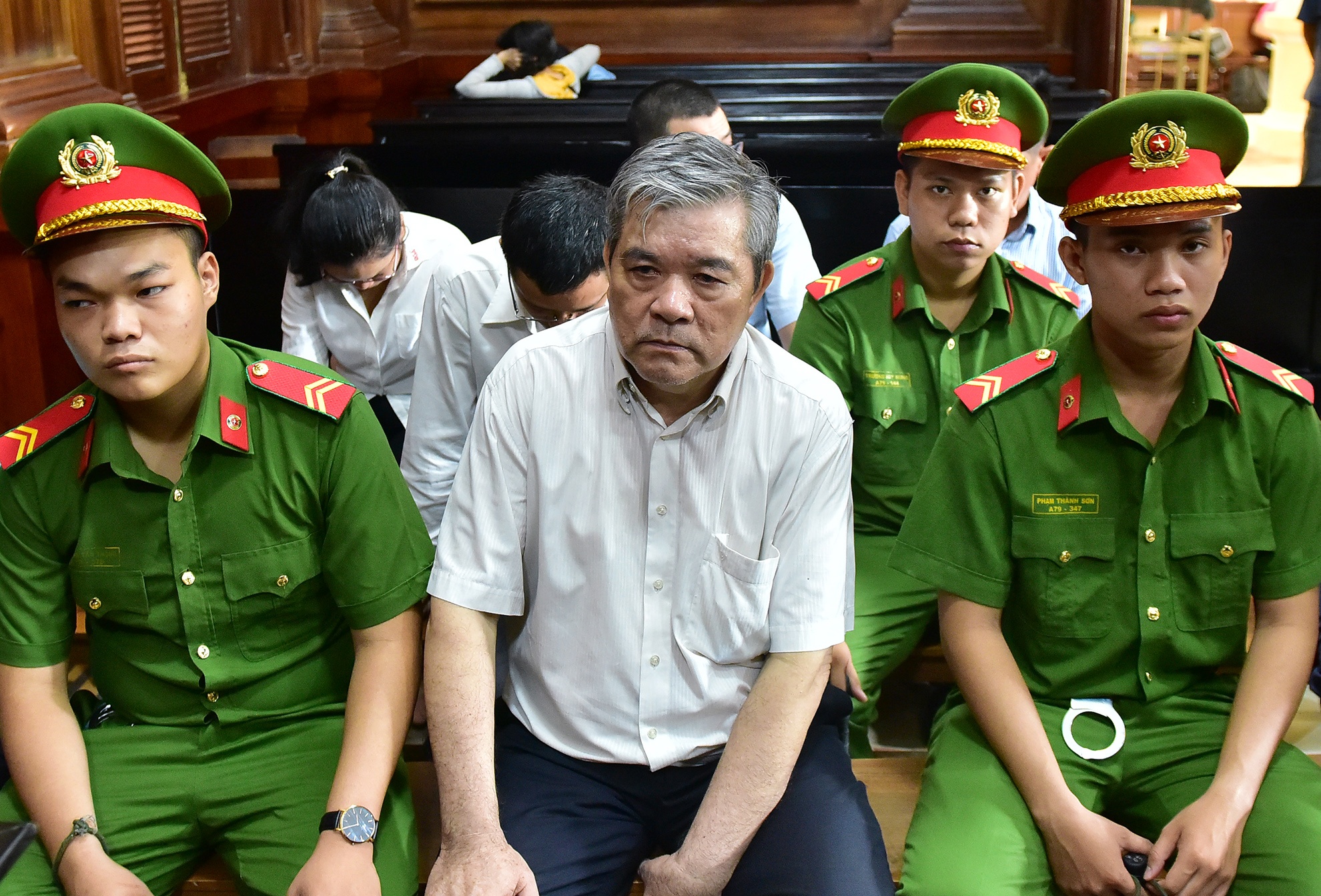 cap cuu mot bi cao tai toa VN Pharma anh 2