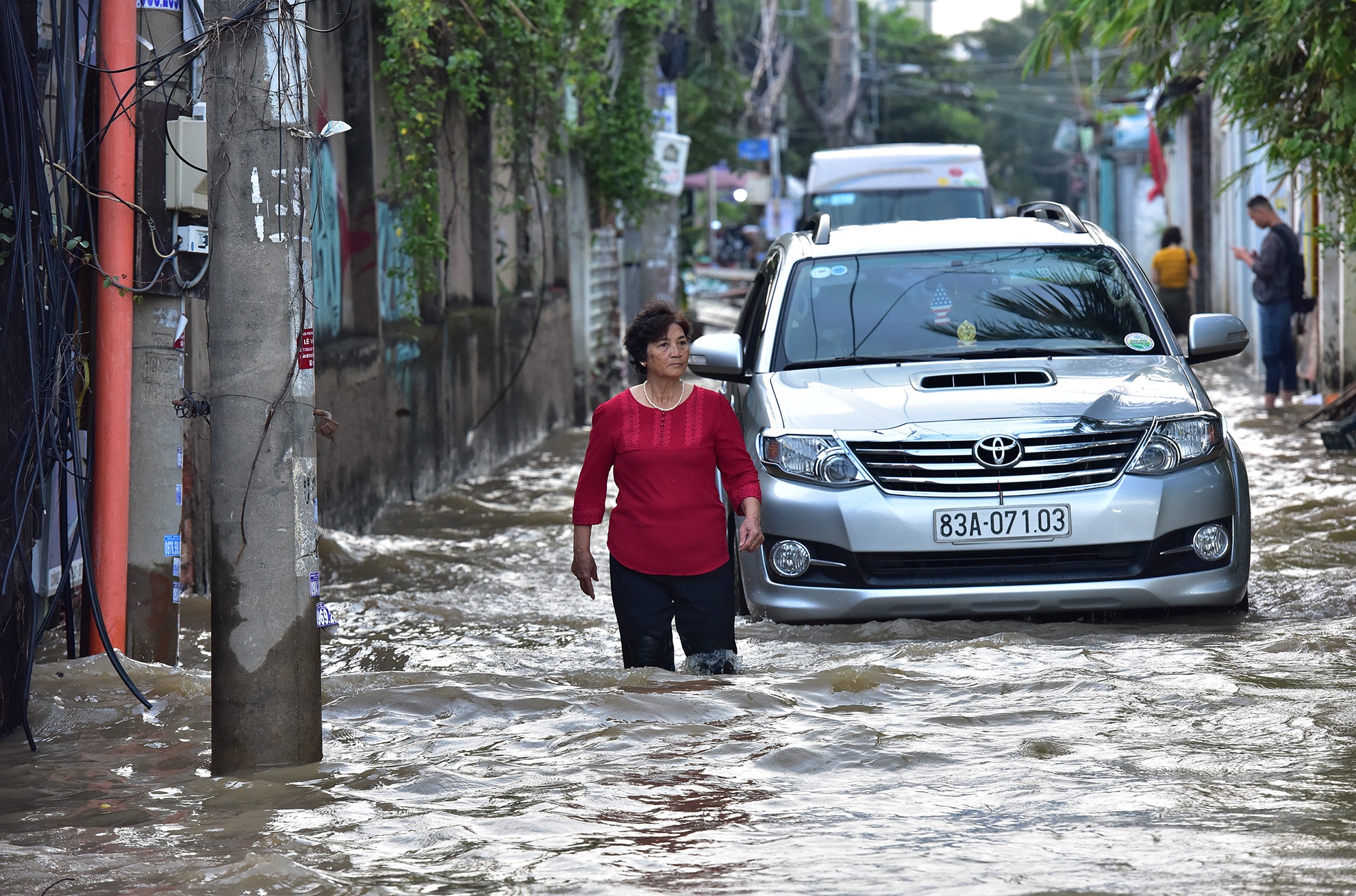 khu nha giau Sai Gon ngap nang do trieu cuong anh 1
