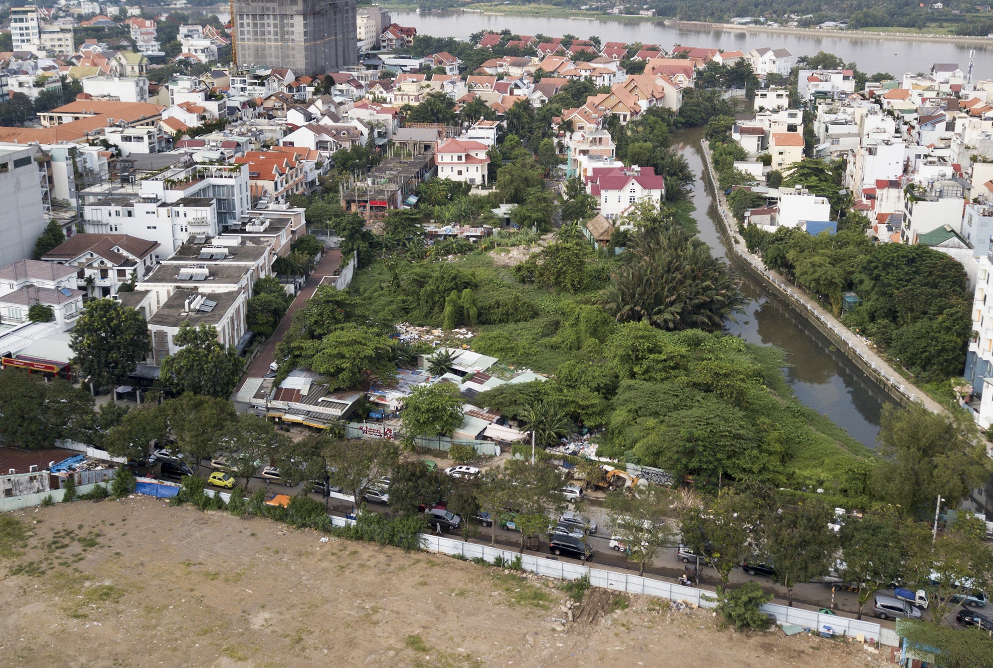 hien trang khu nha giau Thao Dien anh 9