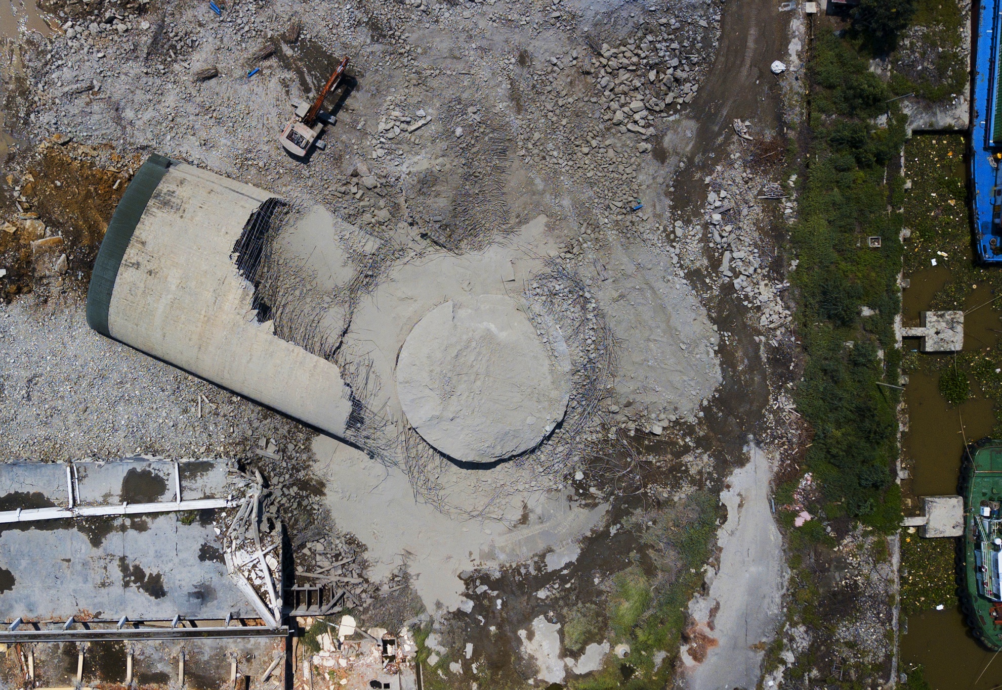 thao do nha may xi mang gay o nhiem o TP.HCM anh 9