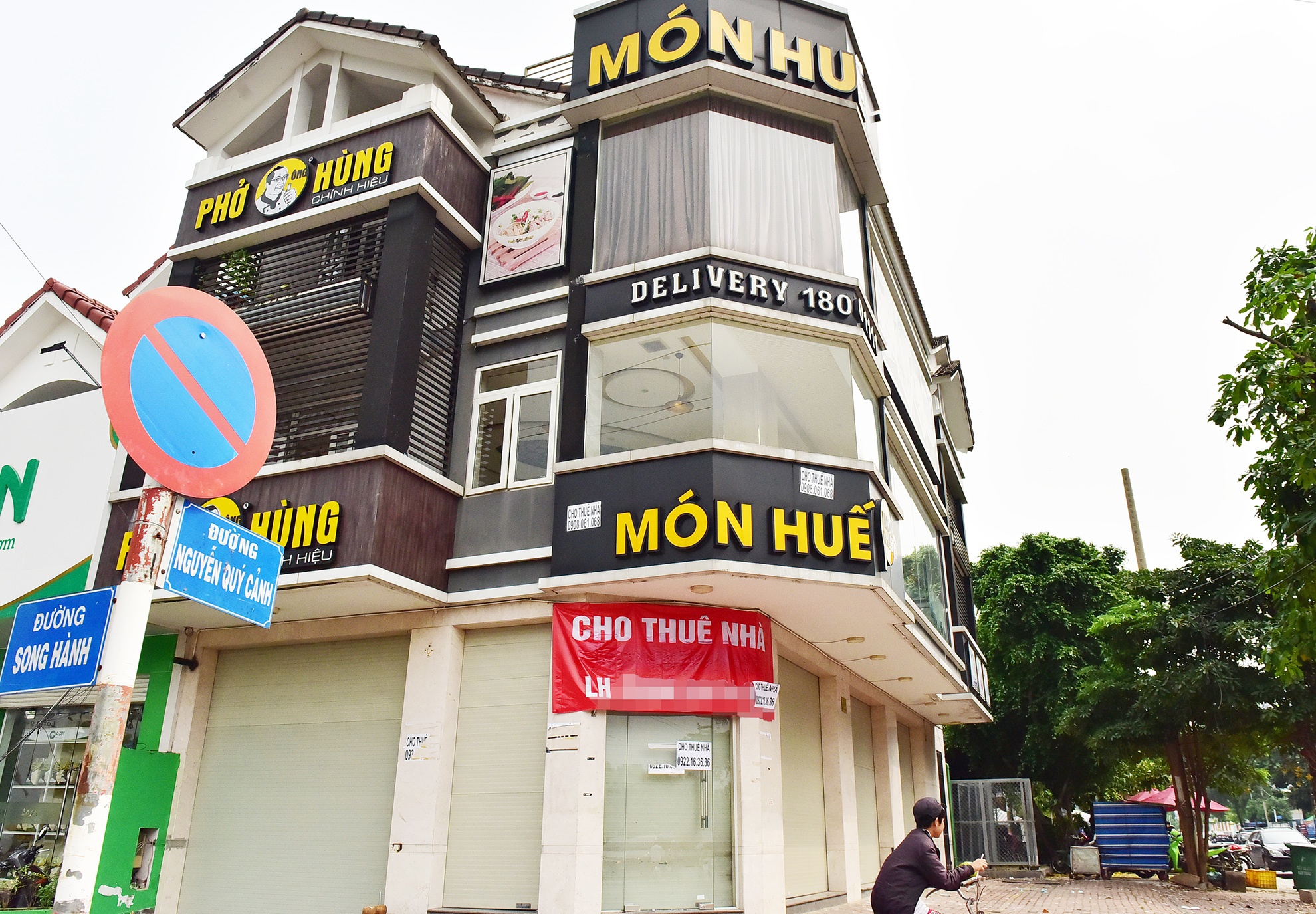 Hang loat chi nhanh Mon Hue dong cua o Sai Gon anh 15