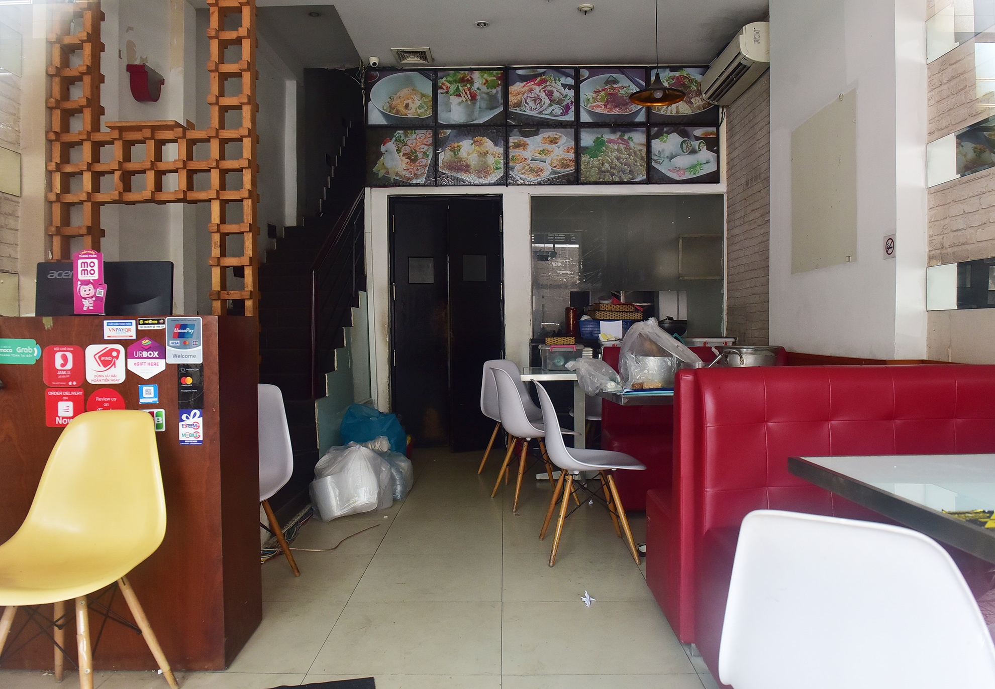 Hang loat chi nhanh Mon Hue dong cua o Sai Gon anh 5