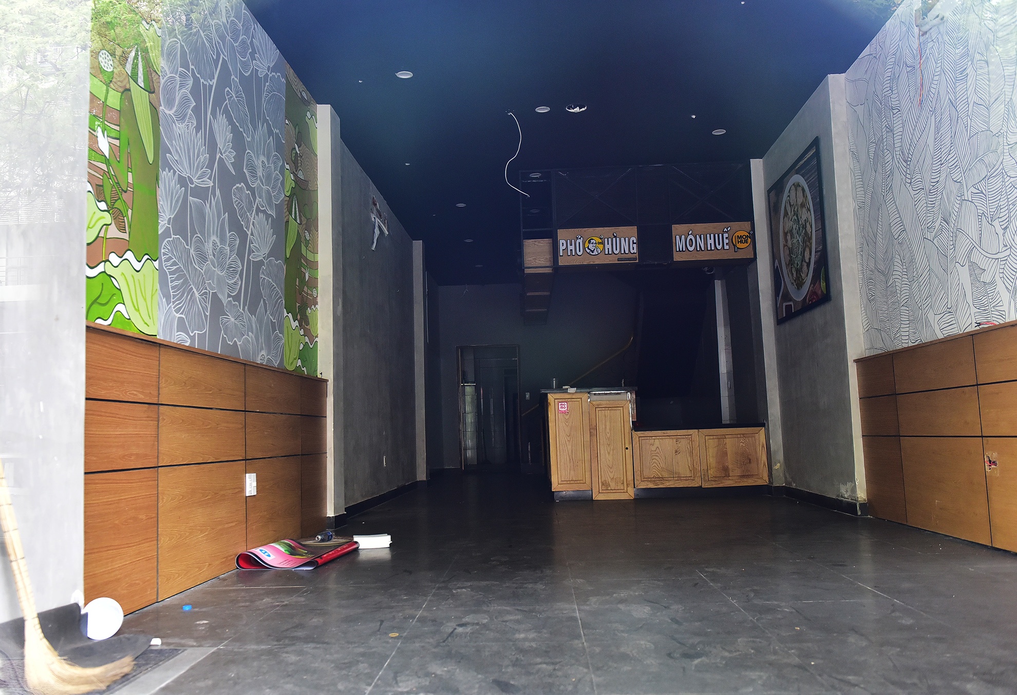 Hang loat chi nhanh Mon Hue dong cua o Sai Gon anh 8