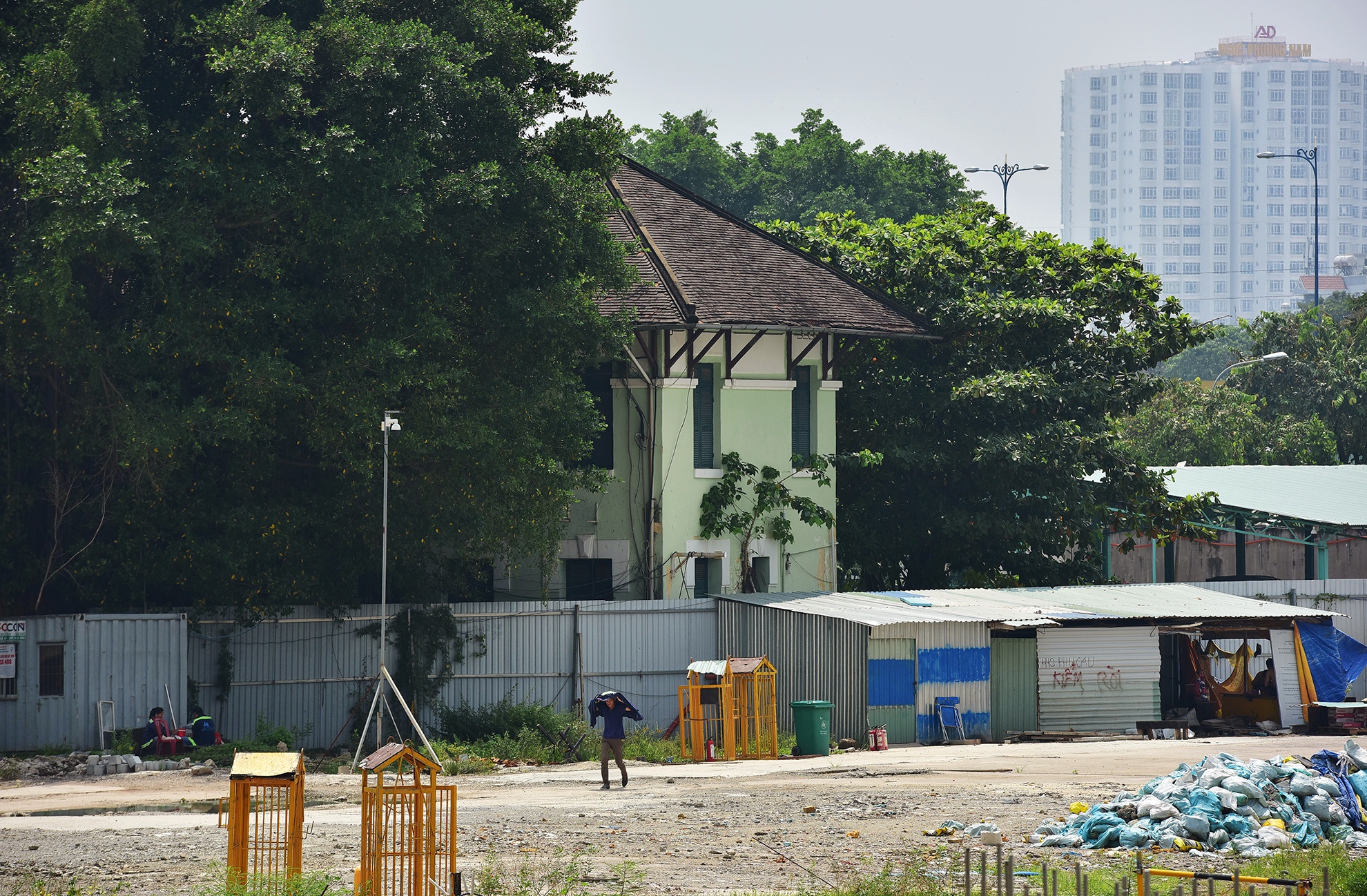 du an 5 sao lien tuc bi UBND TP.HCM cuong che anh 10